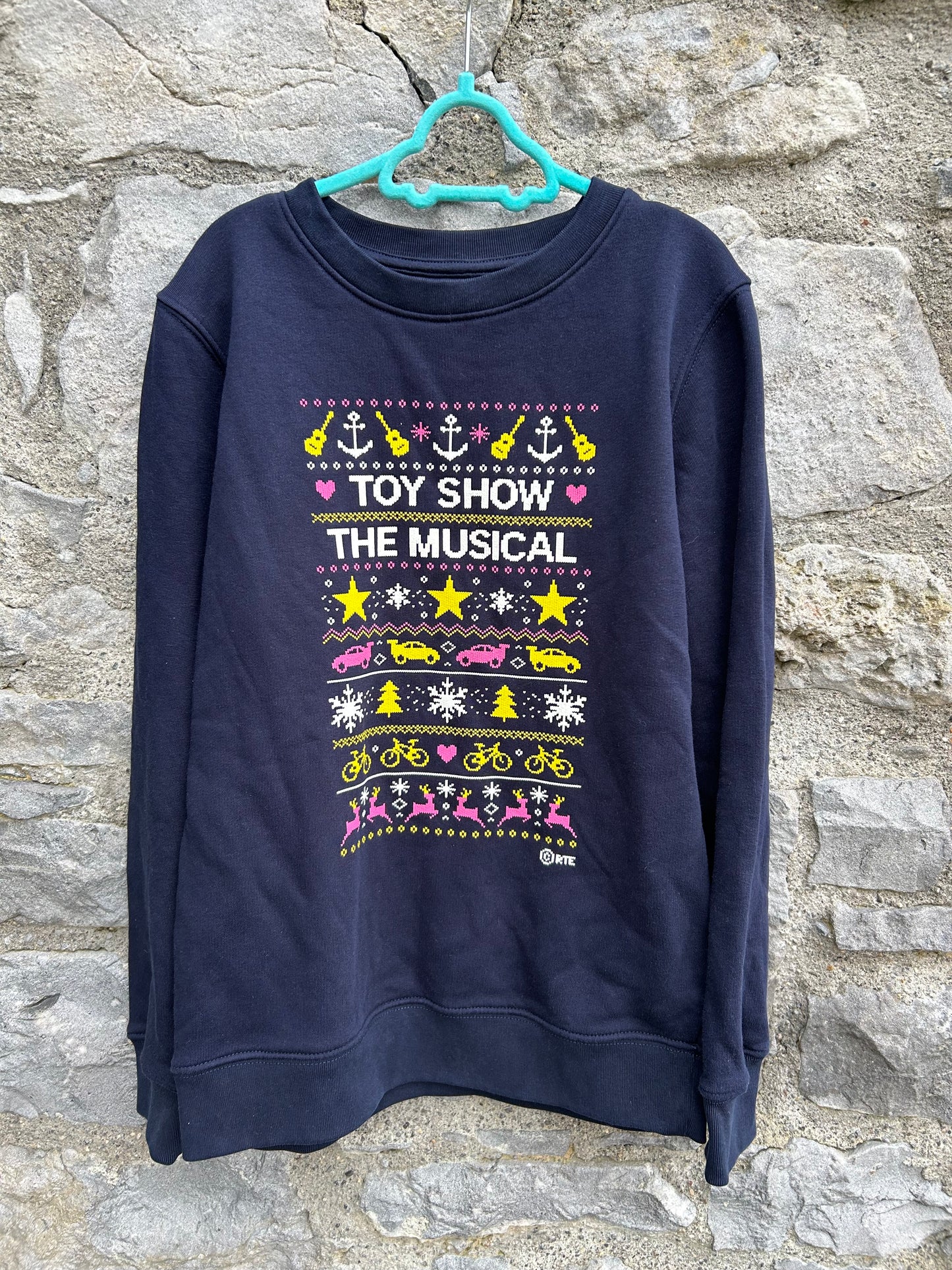 Toy show navy sweatshirt  9-11y (134-146cm)