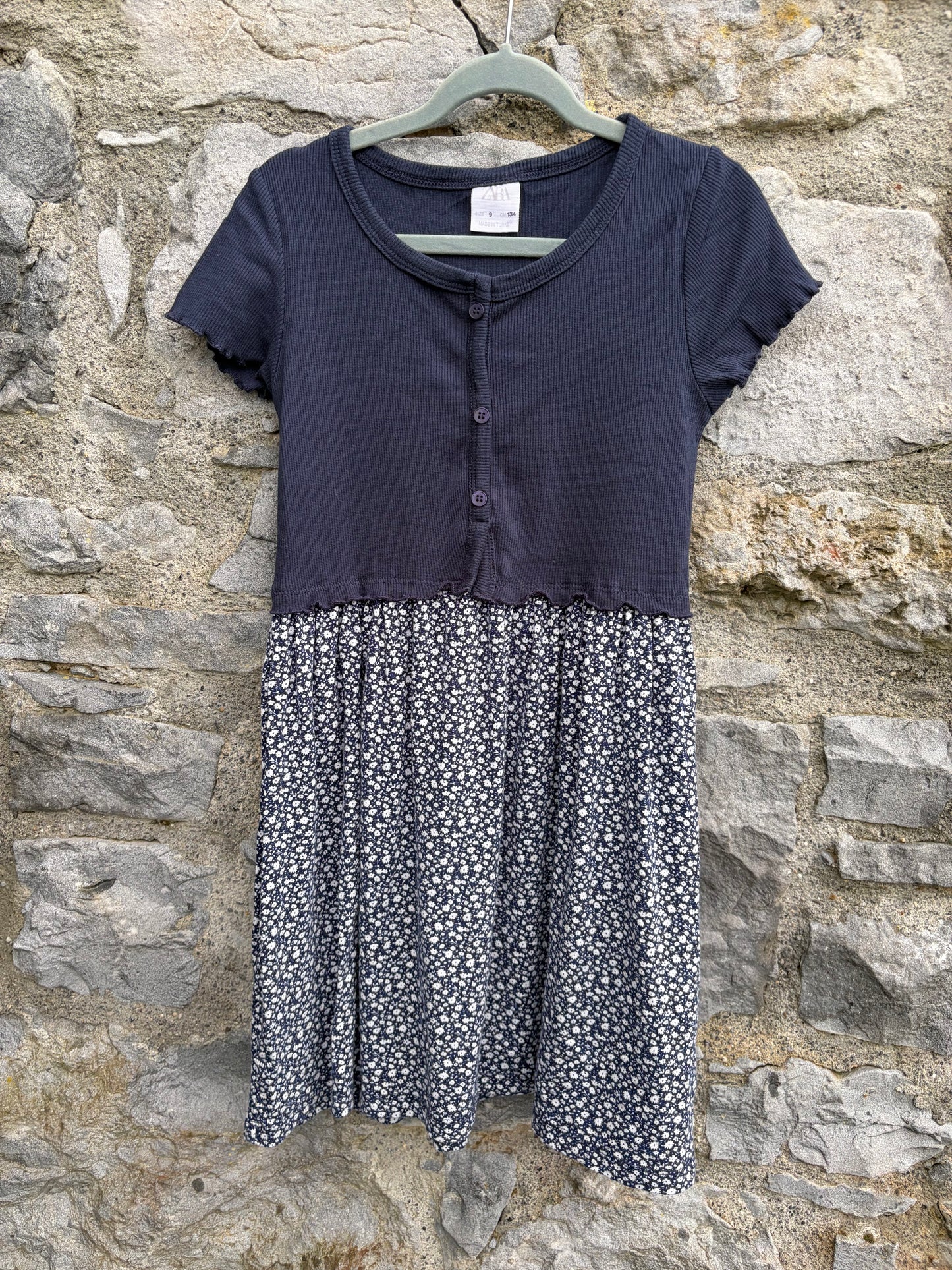 Navy floral dress 9y (134cm)