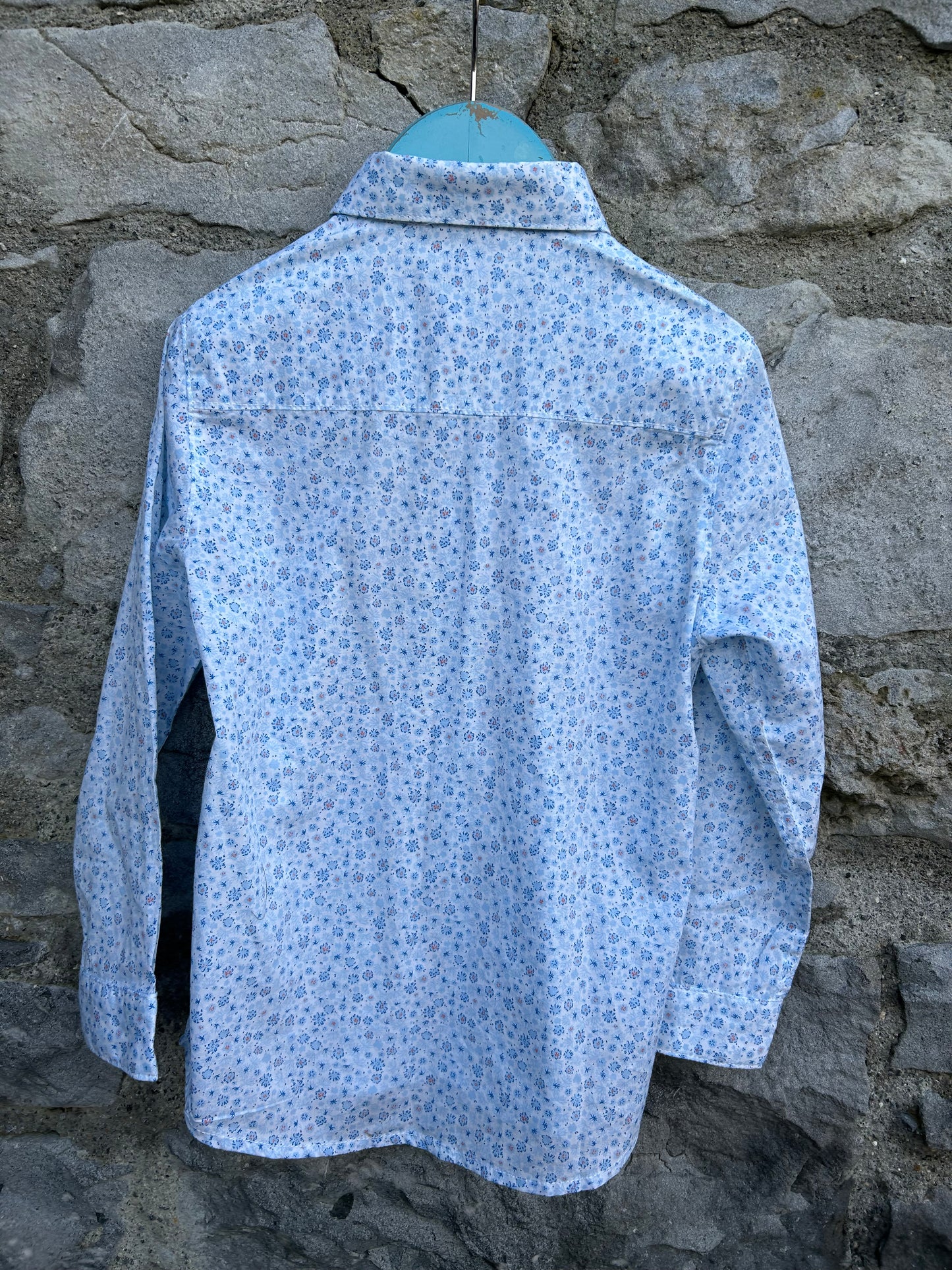 Blue floral shirt    3-4y (98-104cm)