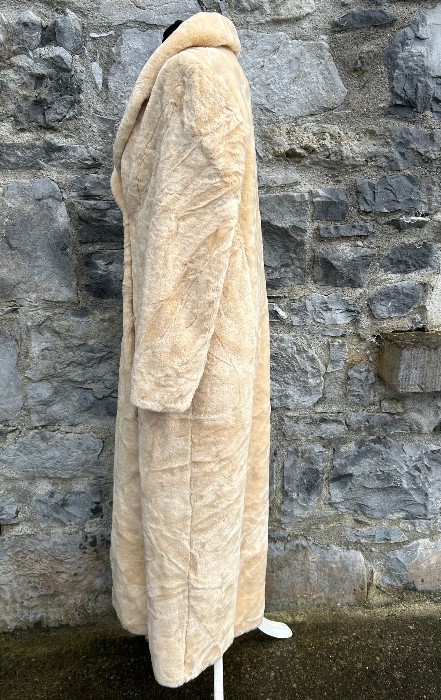 Y2K cream long faux fur coat uk 10