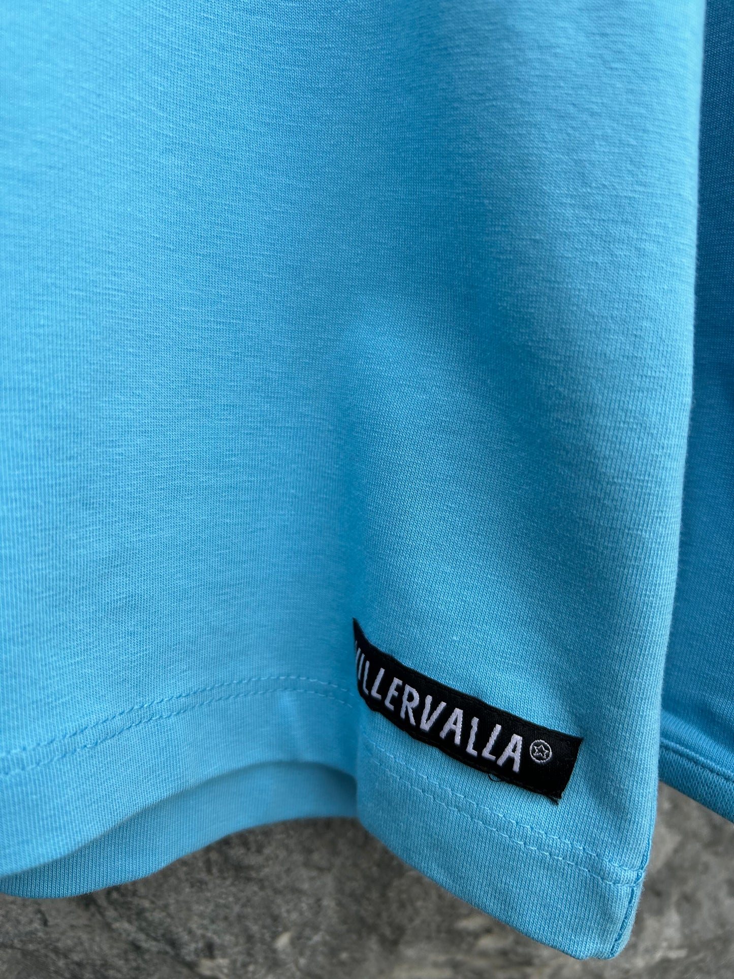 Blue top  7y (122cm)