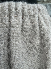 Load image into Gallery viewer, Beige woven skirt uk 12-14
