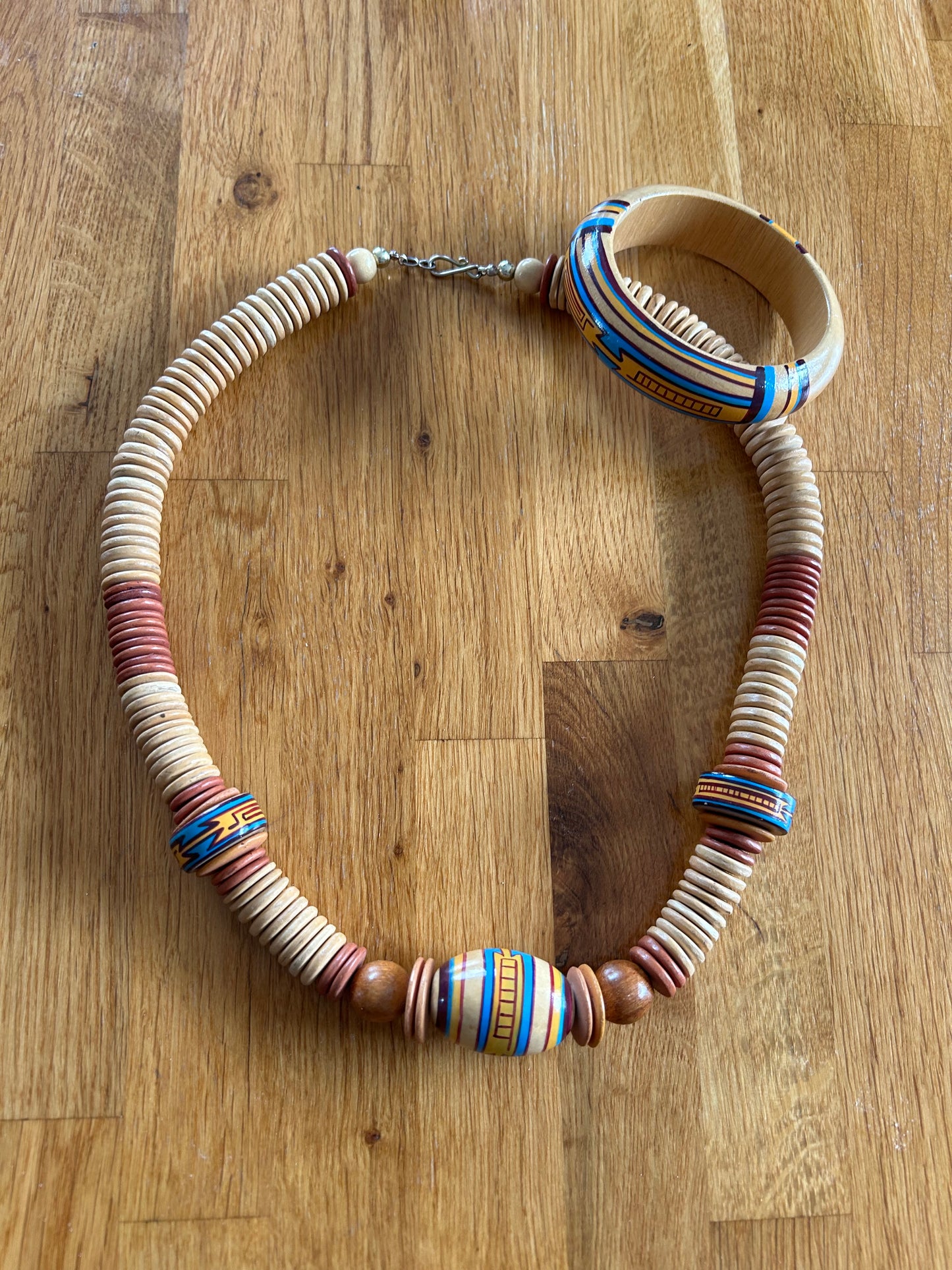 Wooden bead necklace&bracelet
