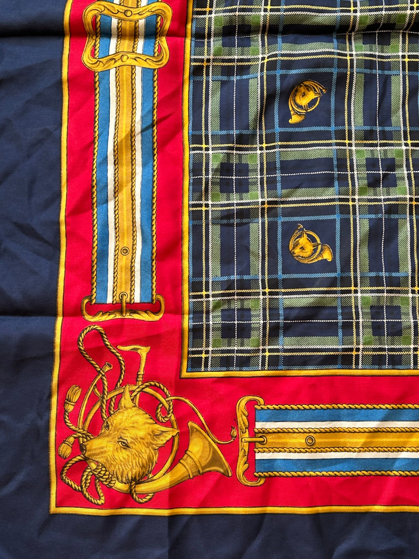 Navy&red scarf