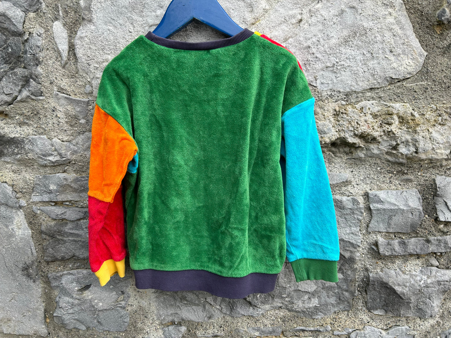 Rainbow velour sweatshirt  4-5y (104-110cm)