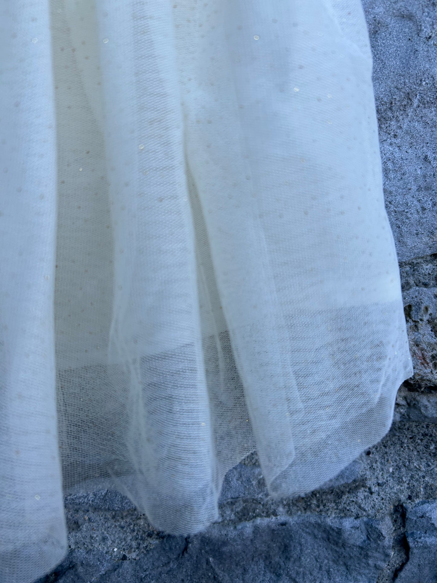 Ivory tulle skirt  3-4y (98-104cm)