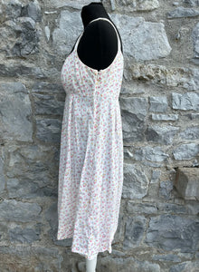 Small floral white dress uk 8-10