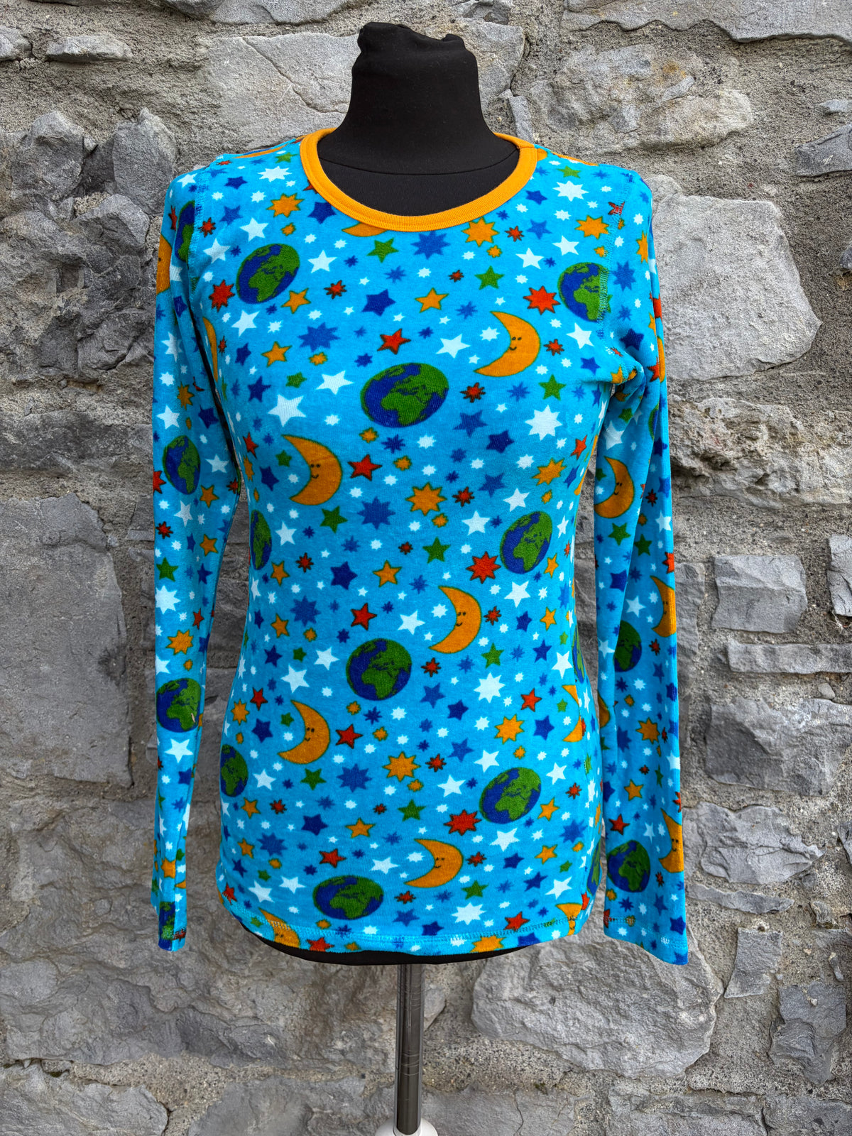 Blue Mother Earth velour top uk 6-8