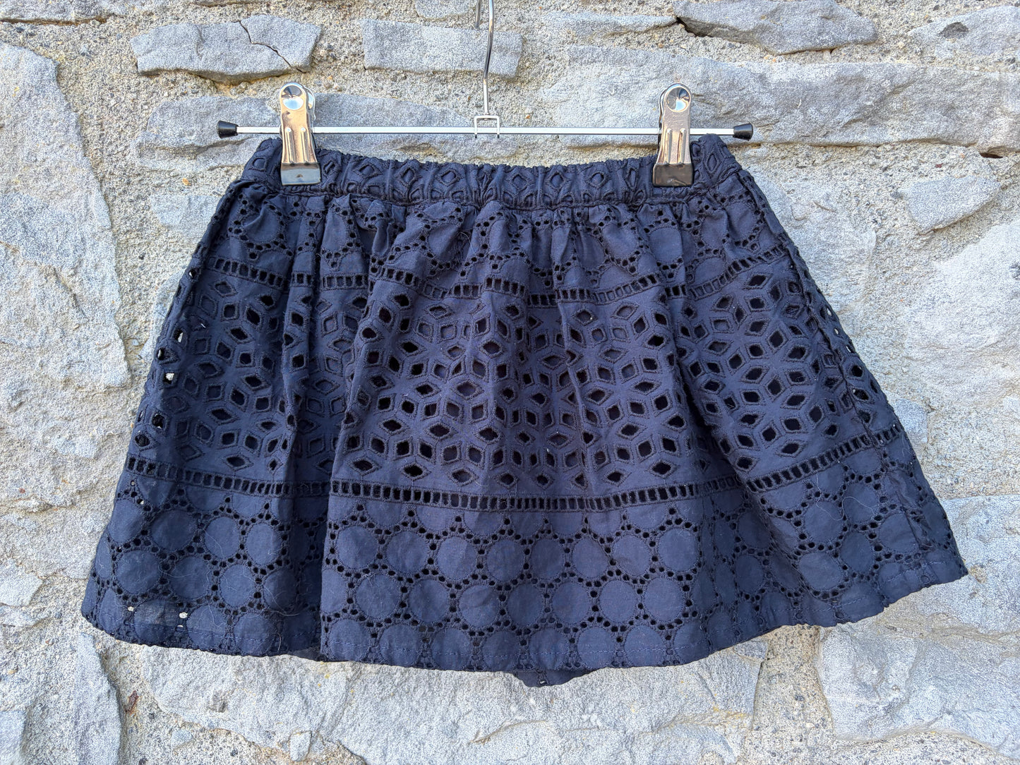 Broderie navy skirt  5-6y (110-116cm)
