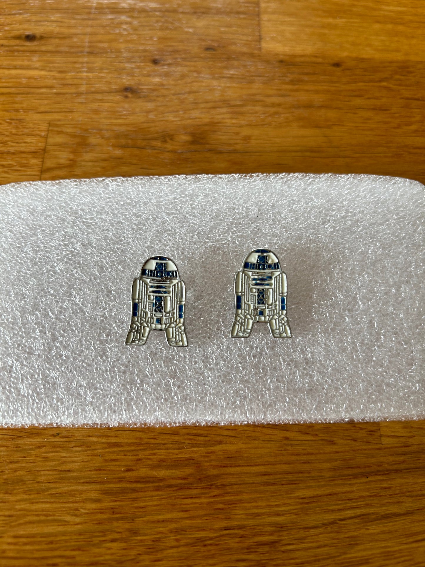 Blue R2D2 cufflinks