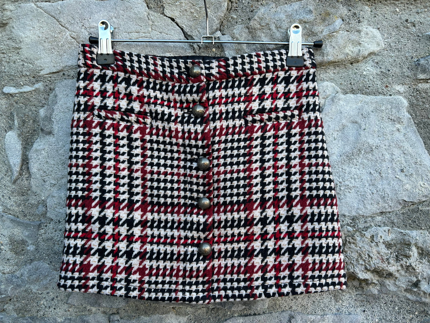 Red&black houndstooth skirt   8y (128cm)