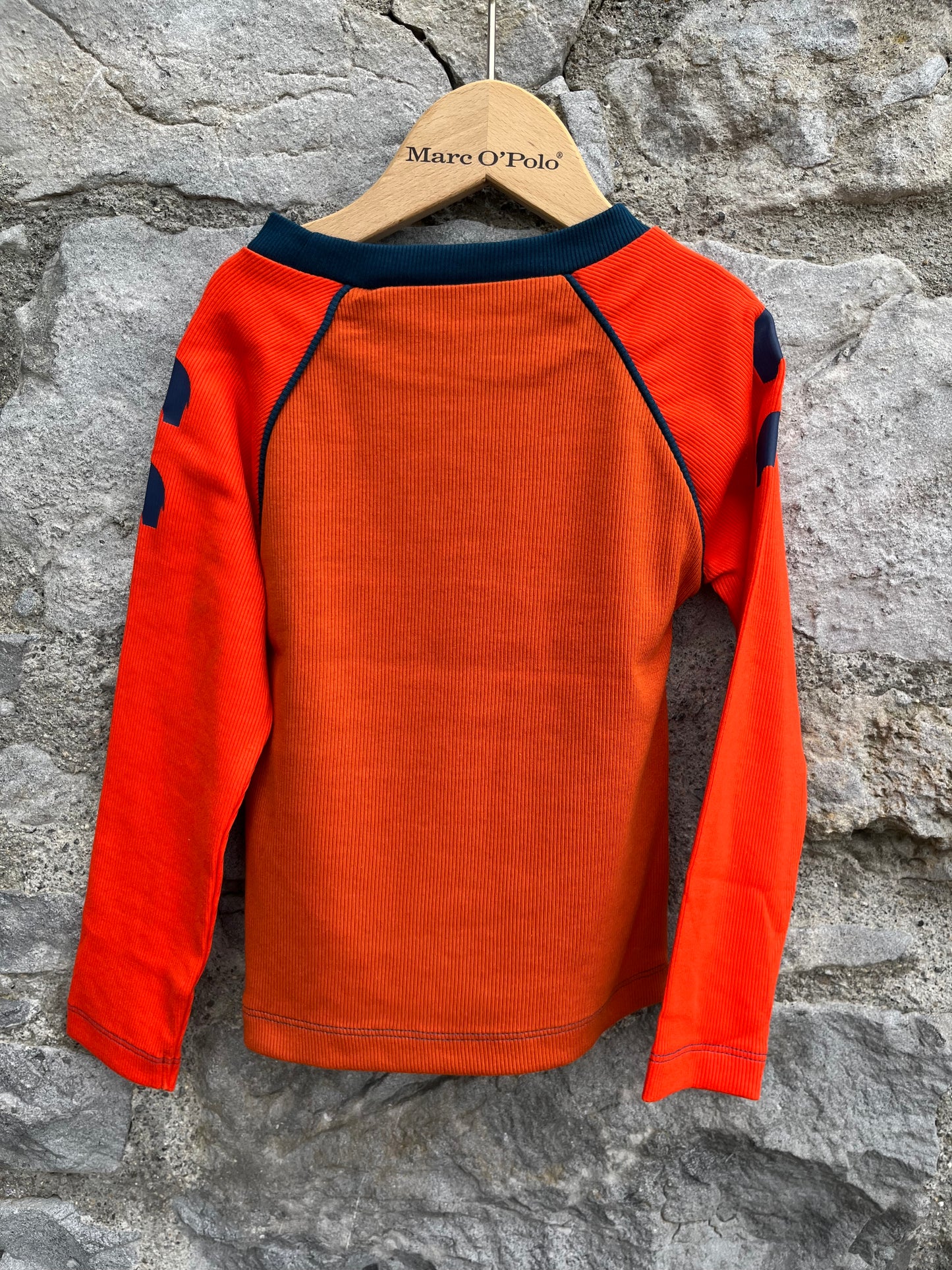 Leander Rusty Raglan rhino top   18m (86cm)