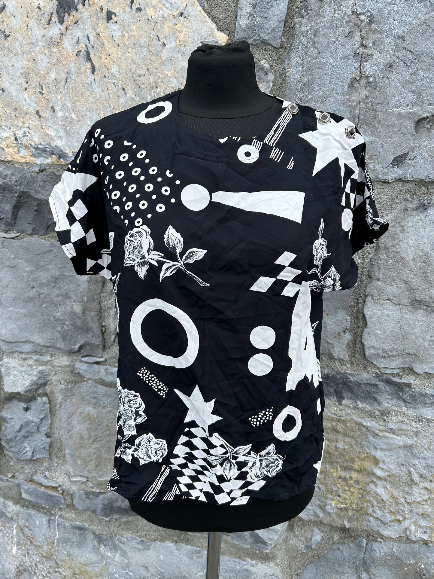 90s Black&white abstract top uk 10