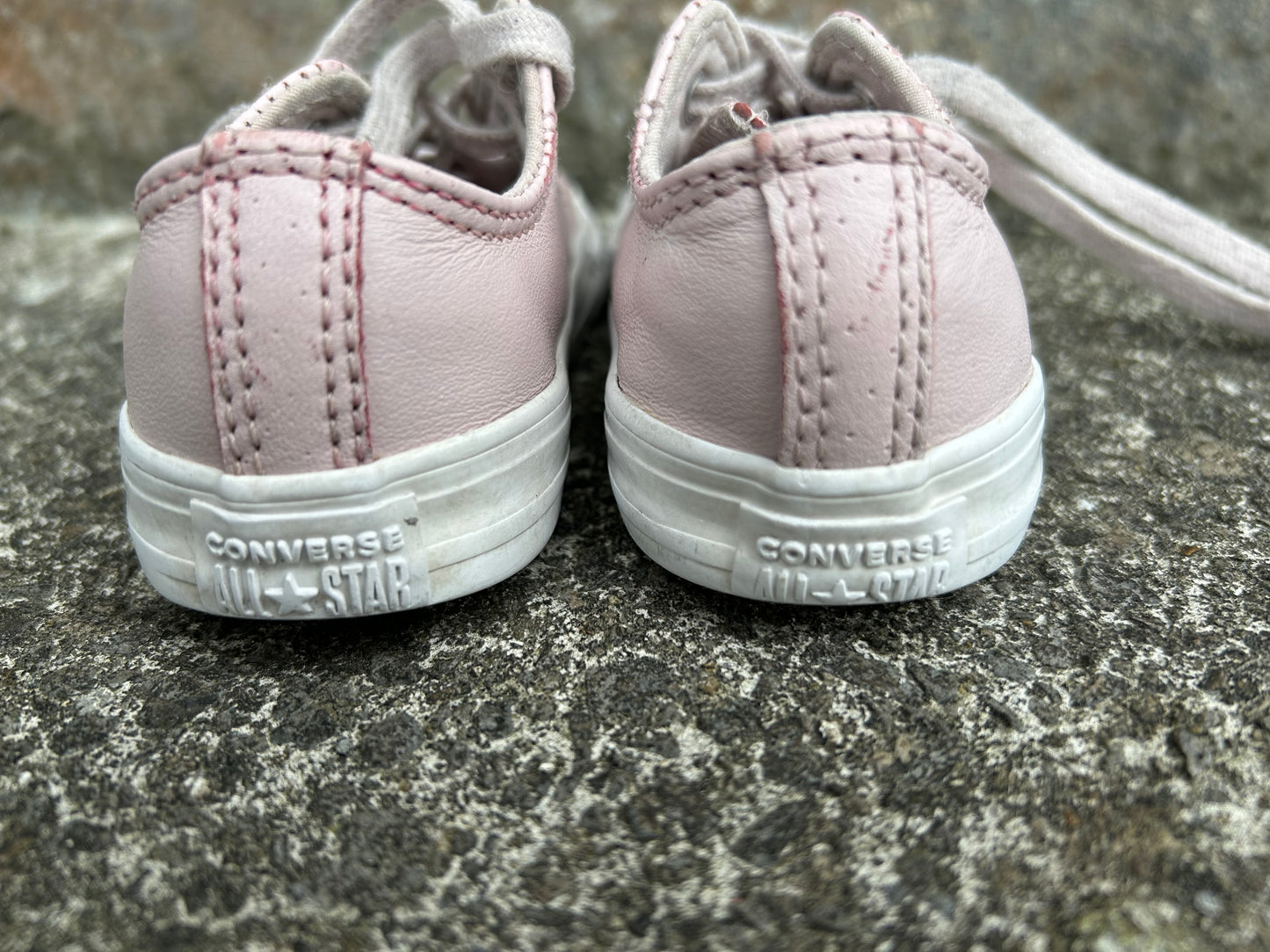 Pink trainers  uk 5 (eu 21)