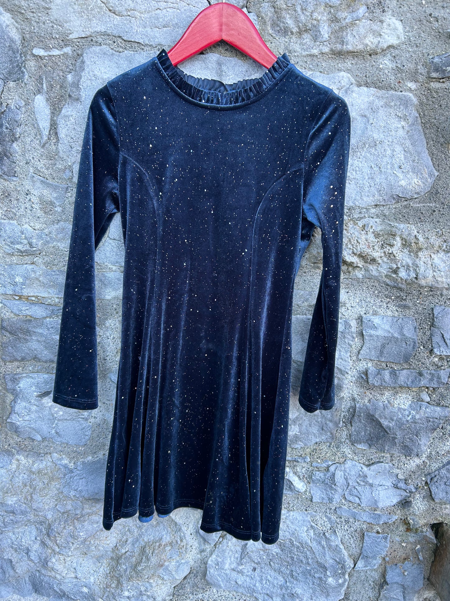 Sparkly navy velvet dress   8-9y (128-134cm)