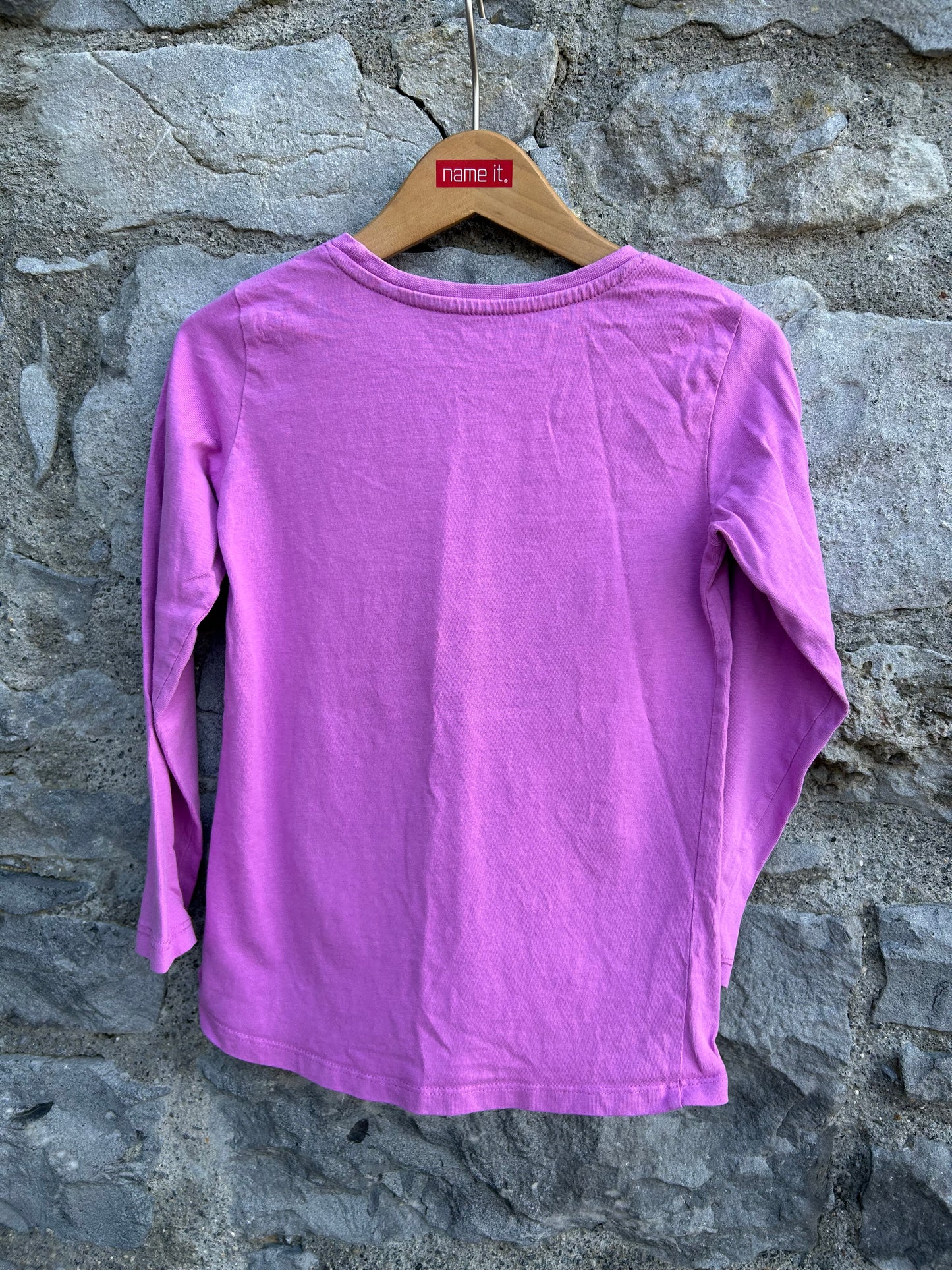 Anime purple top 7-8y (122-128cm)