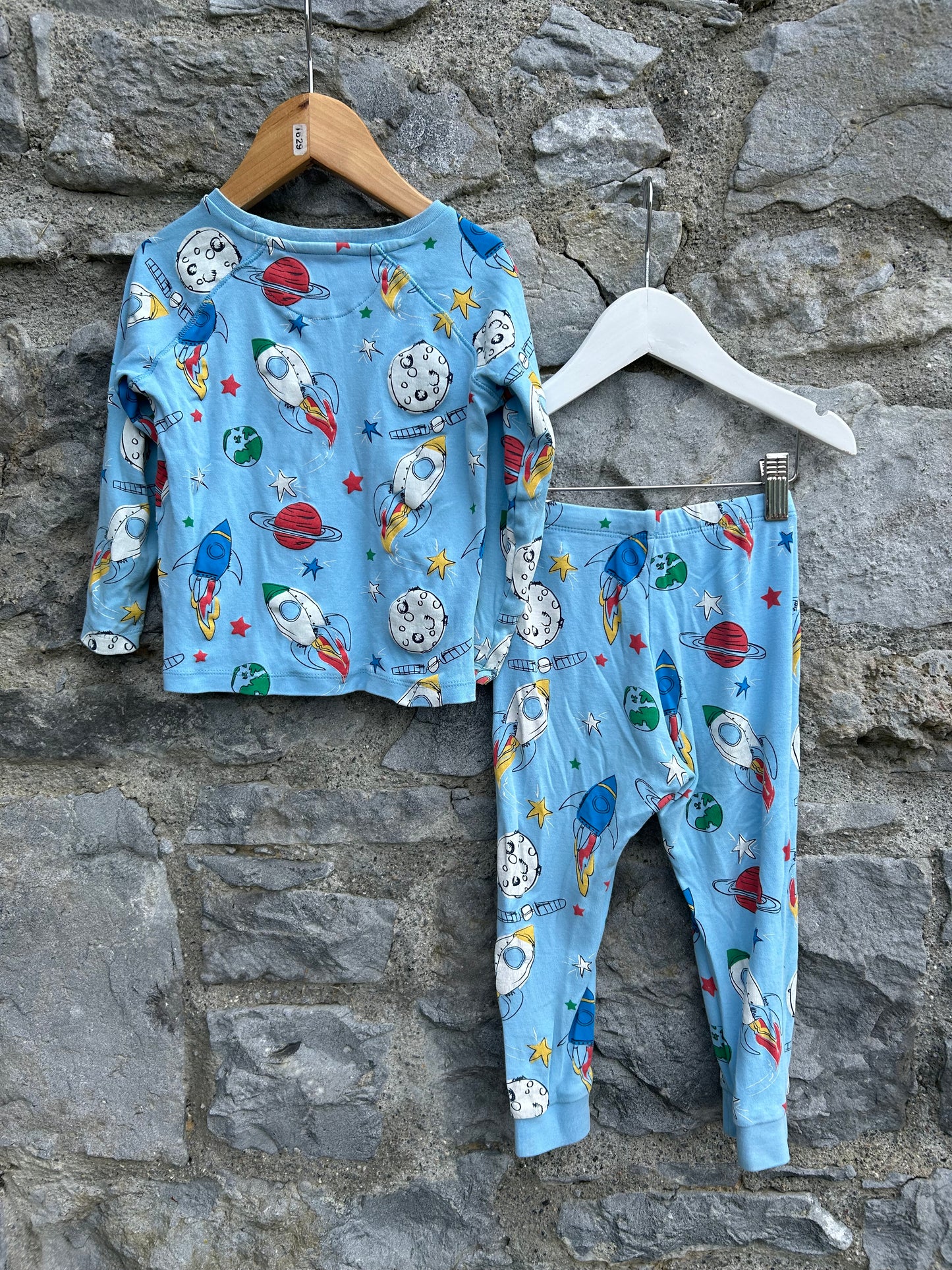 Blue space pjs  2-3y (92-98cm)