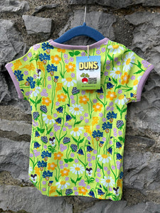Lime green meadow T-shirt  2y (92cm)