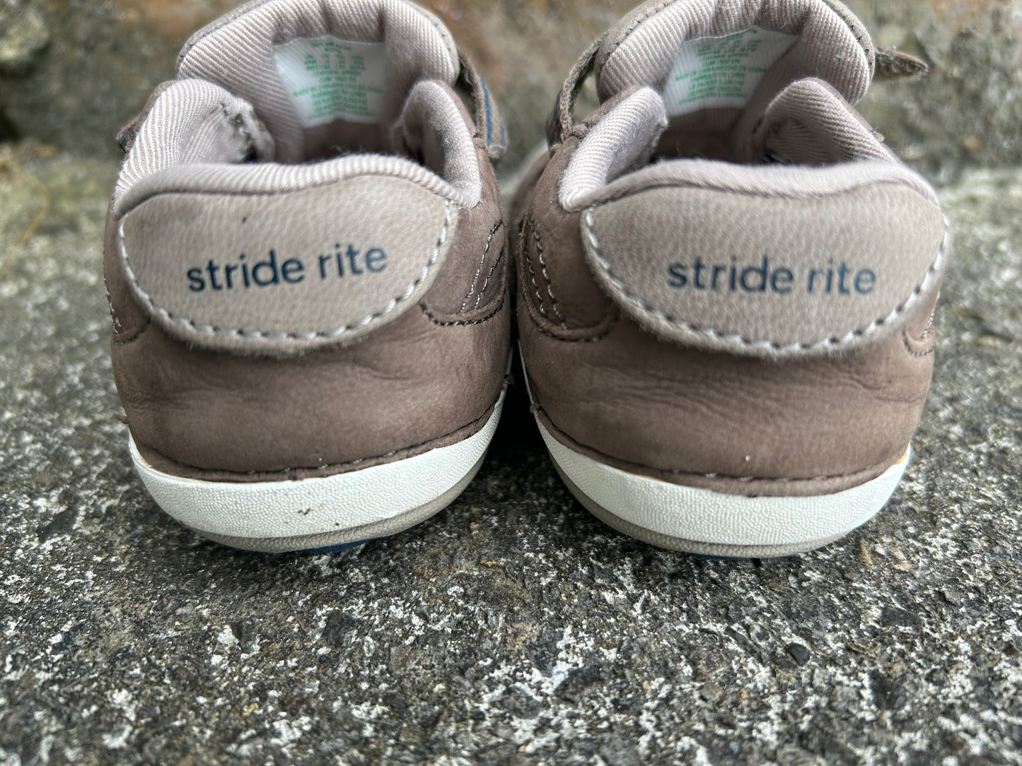 Stride rite brown shoes  uk 3 (eu 19)