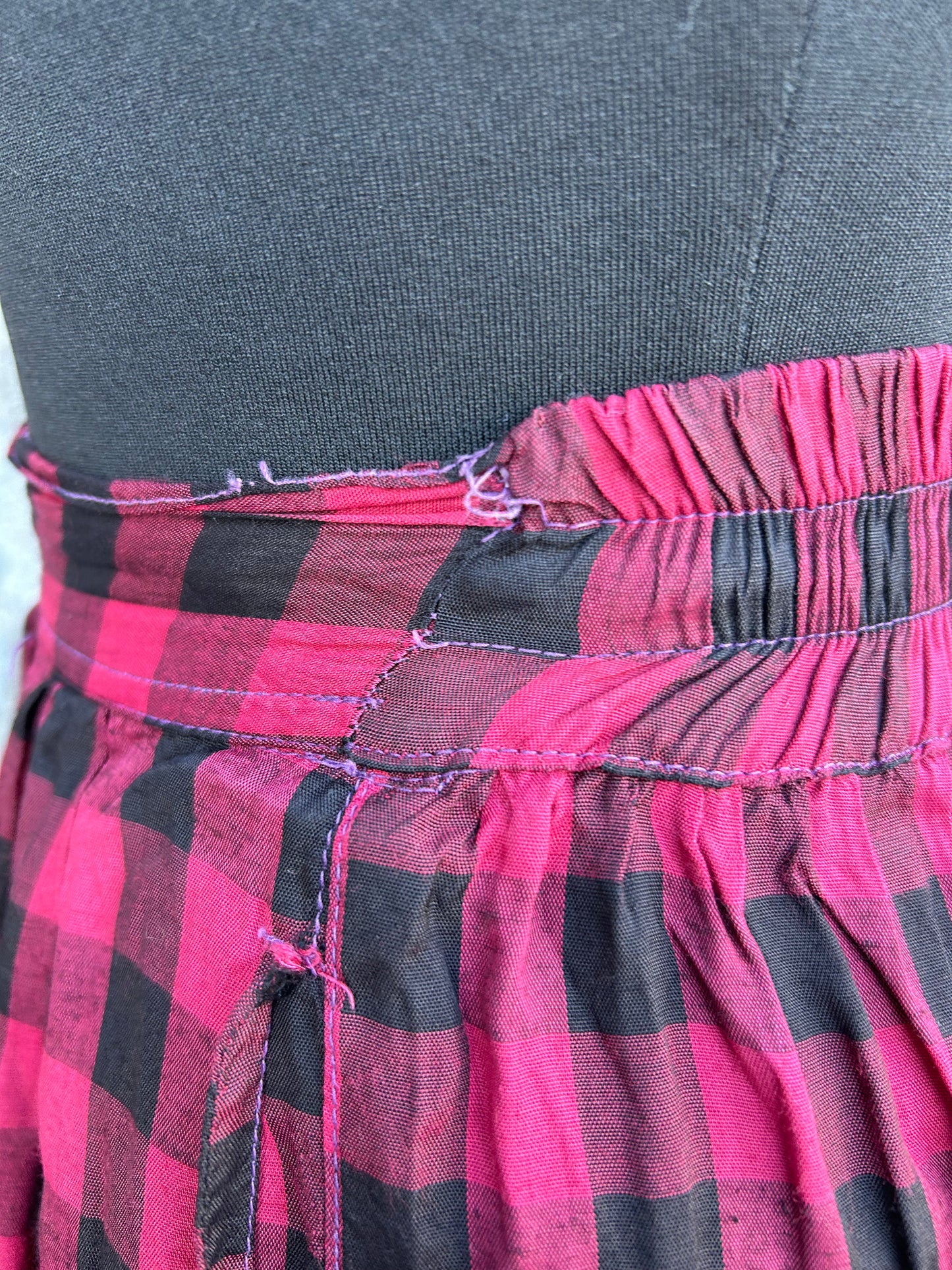 80s red&black check button up skirt uk 6