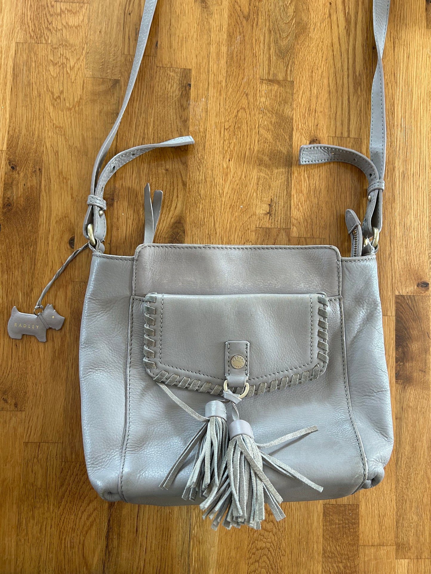 Grey/beigy crossbody bag