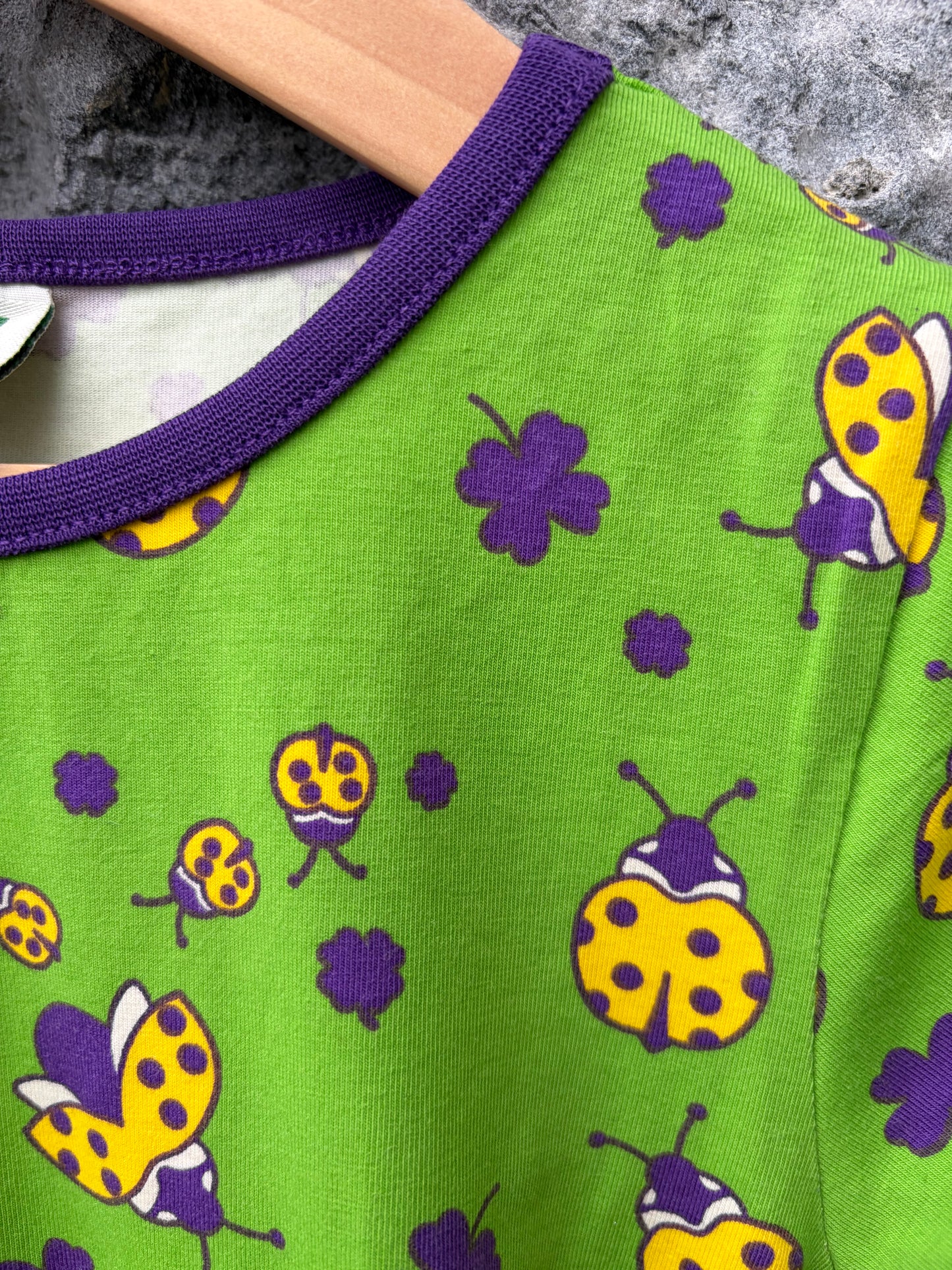Ladybugs&clover green T-shirt  5-6y (110-116cm)
