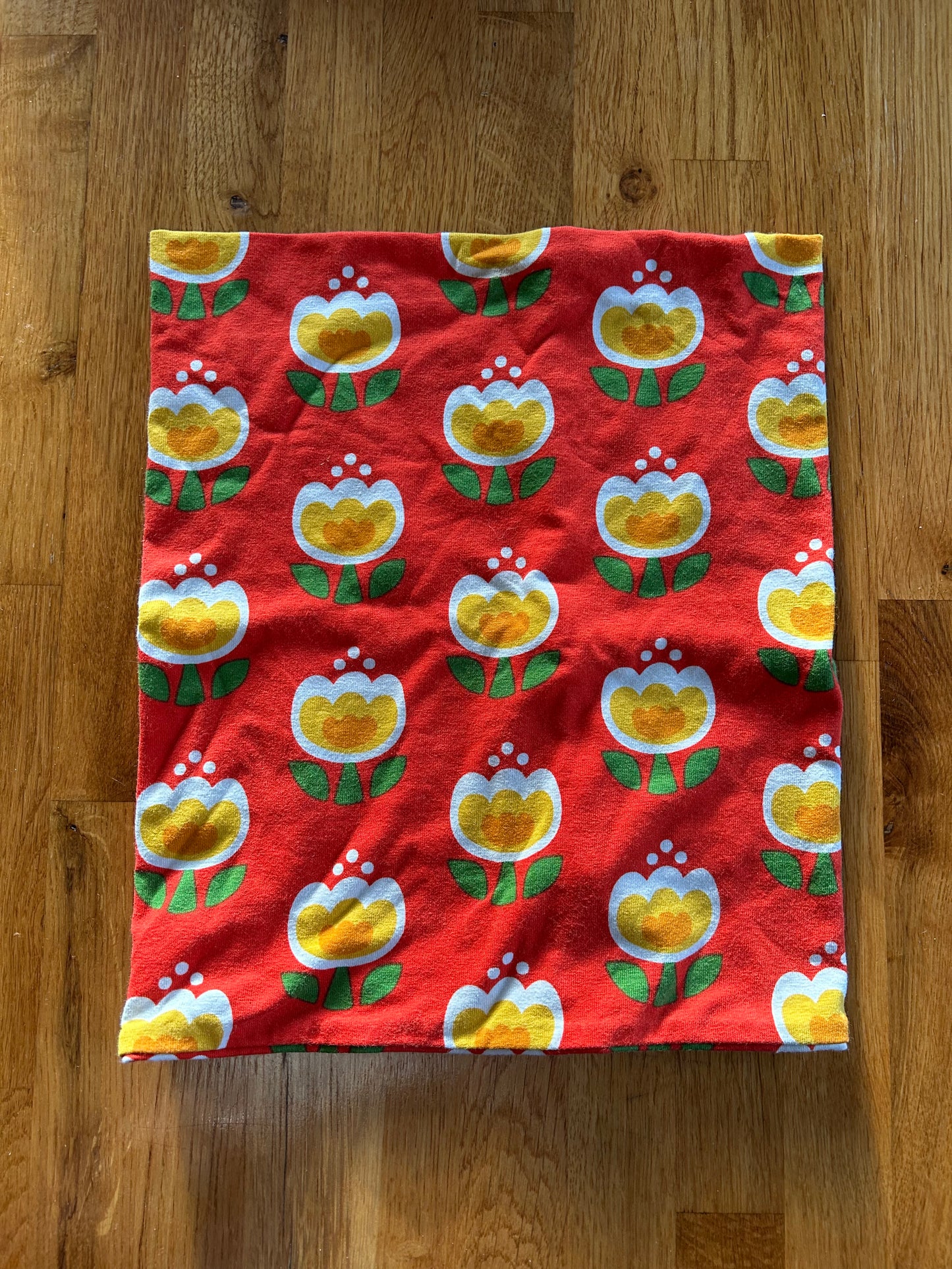 Red&floral tube scarf  3-7y (98-122cm)