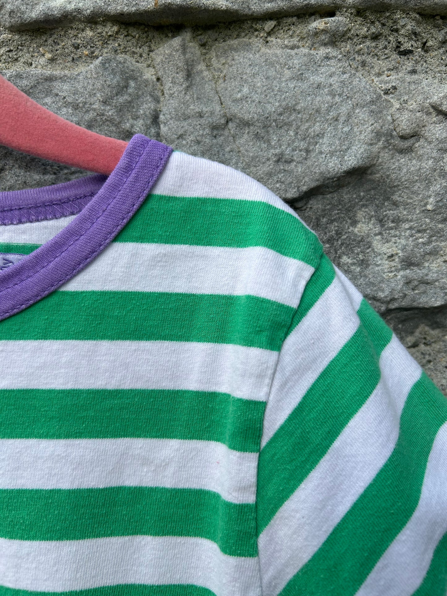 Green stripy T-shirt  3-4y (98-104cm)