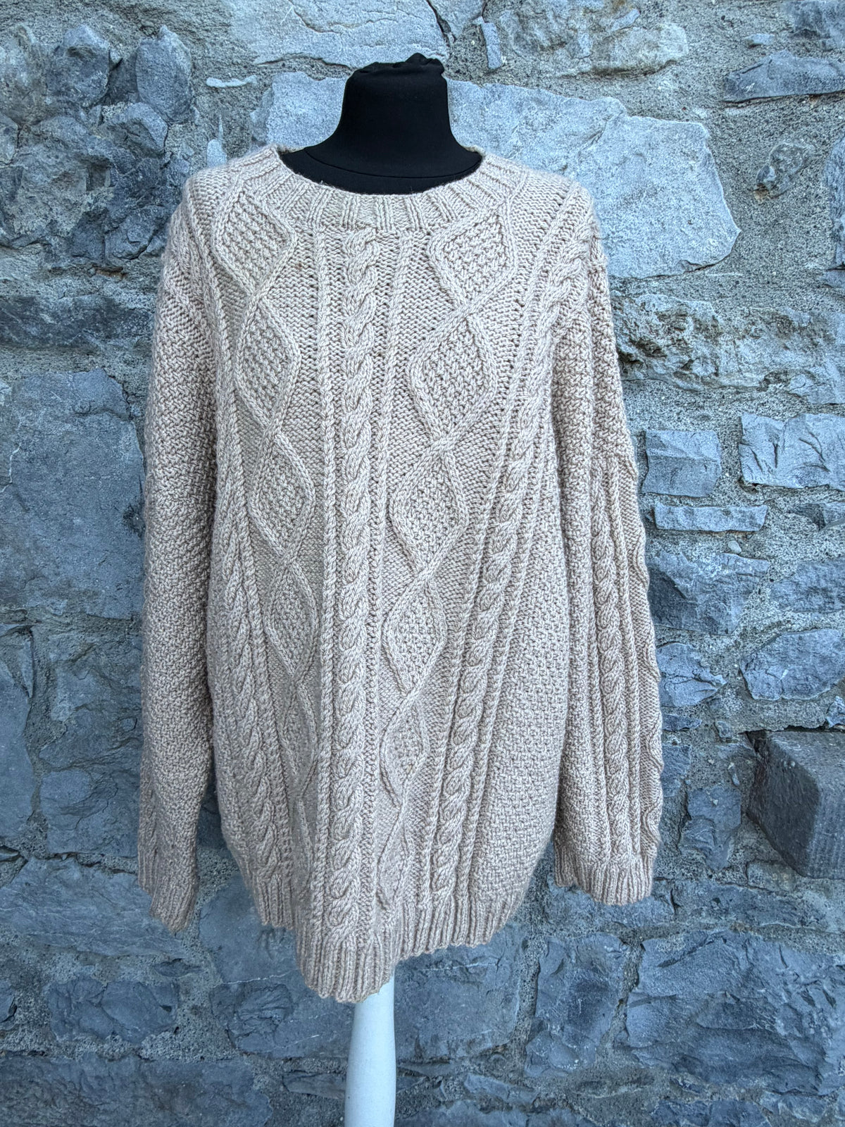 Beige Aran style jumper L-XL