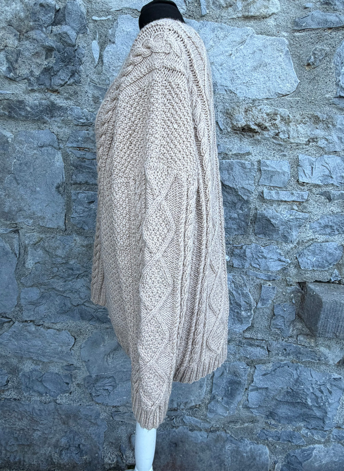 Beige Aran style jumper L-XL