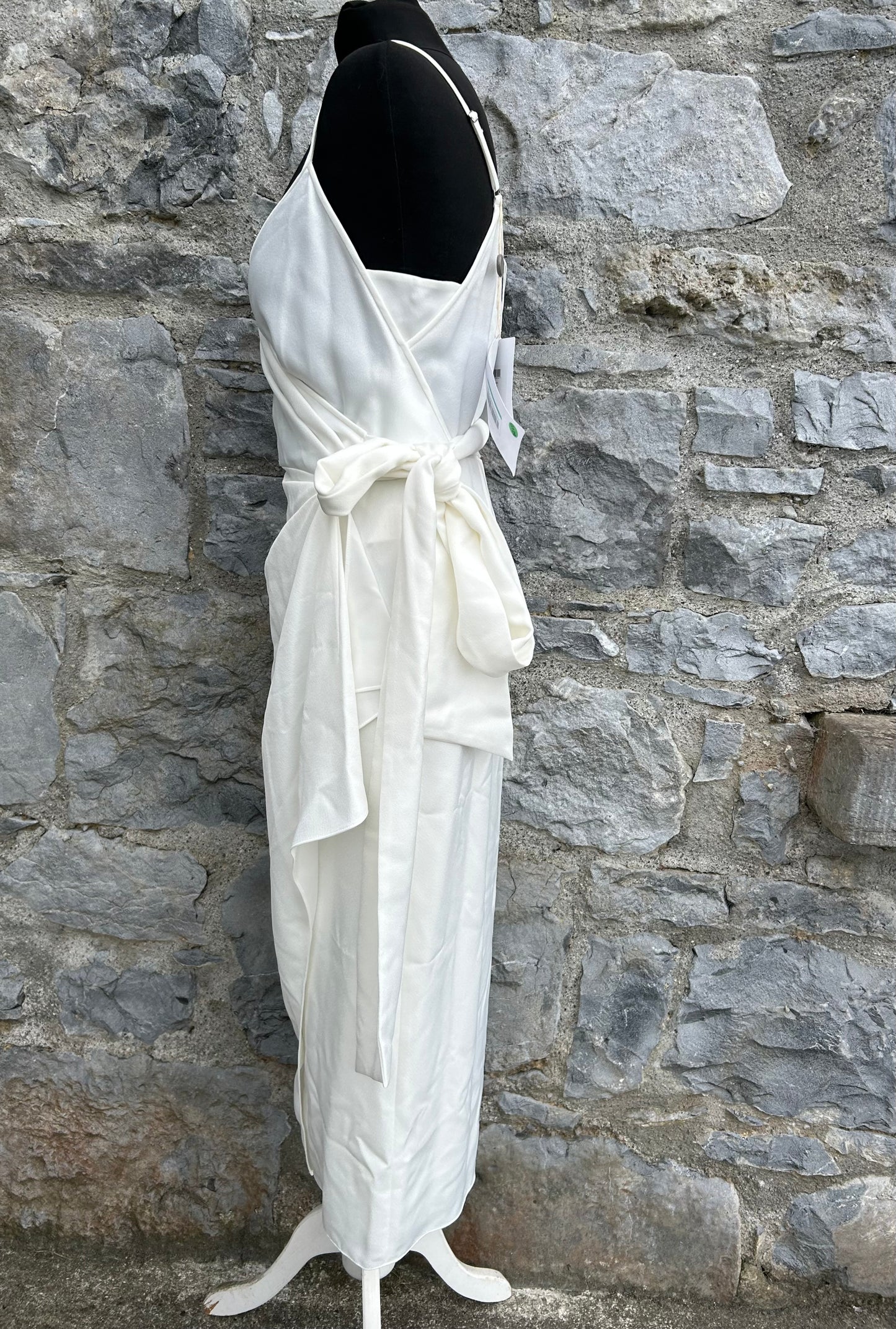 Ivory wrap dress uk 6-8