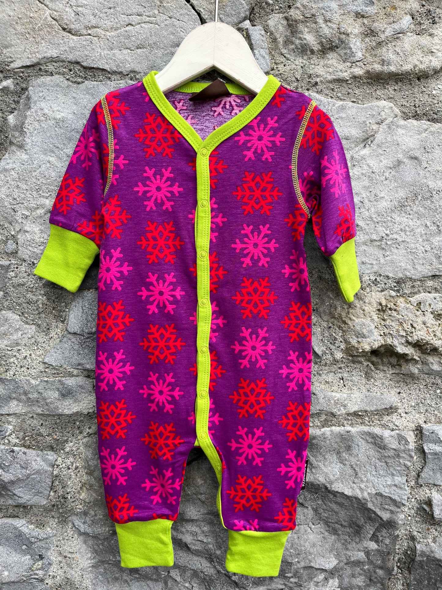 Pink snowflakes onesie  0-1m (50-56cm)