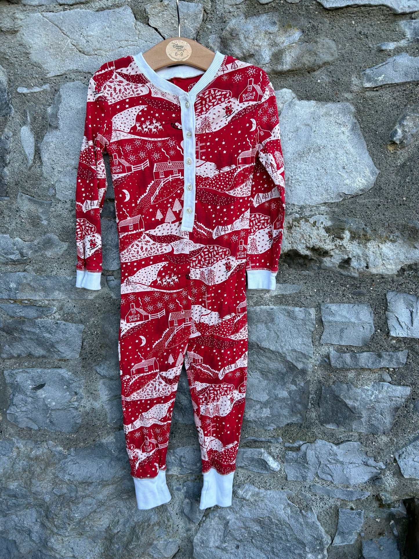 Winter wonderland red onesie   2-3y (92-98cm)