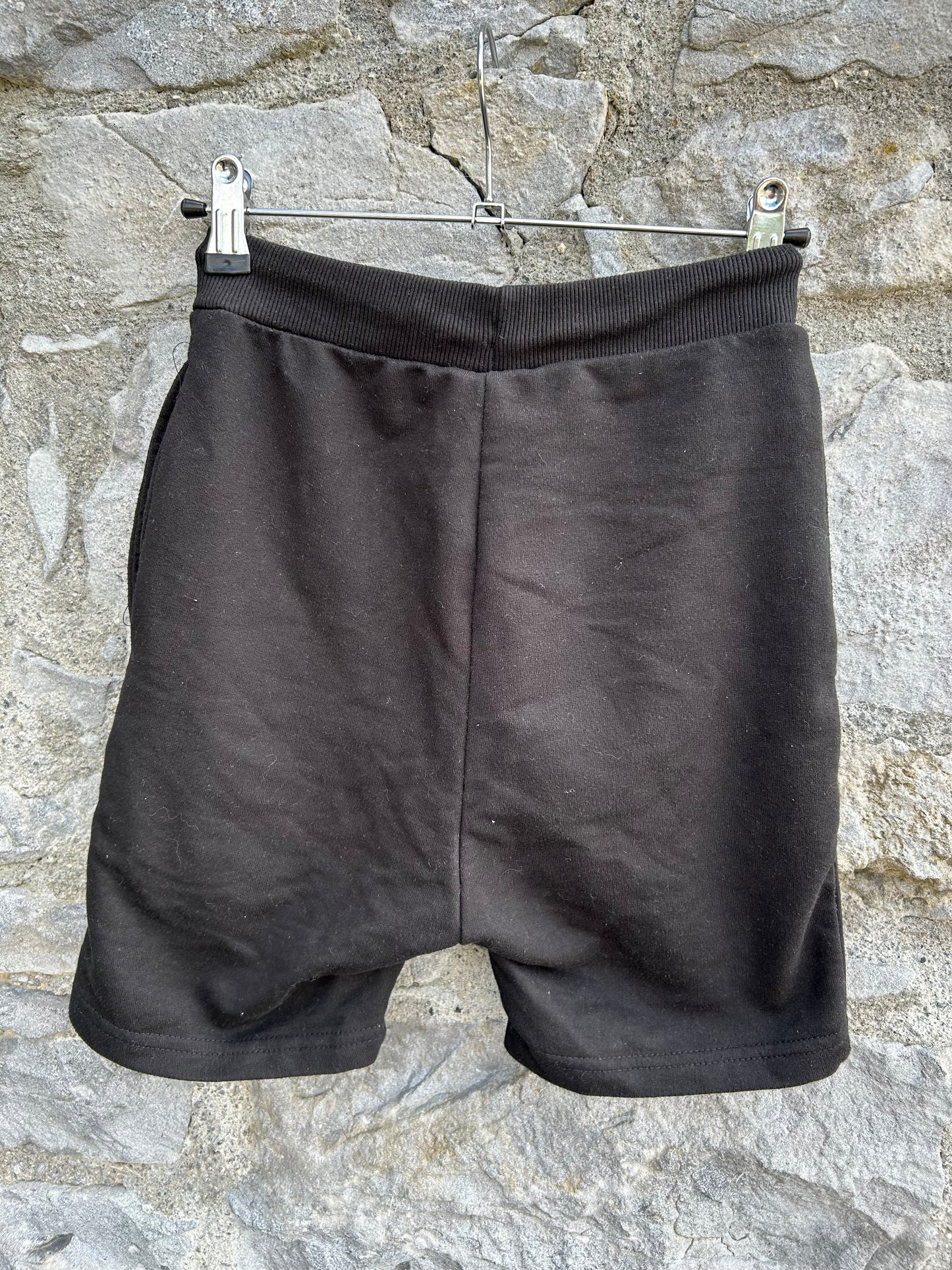 Black shorts  10-11y (140-146cm)