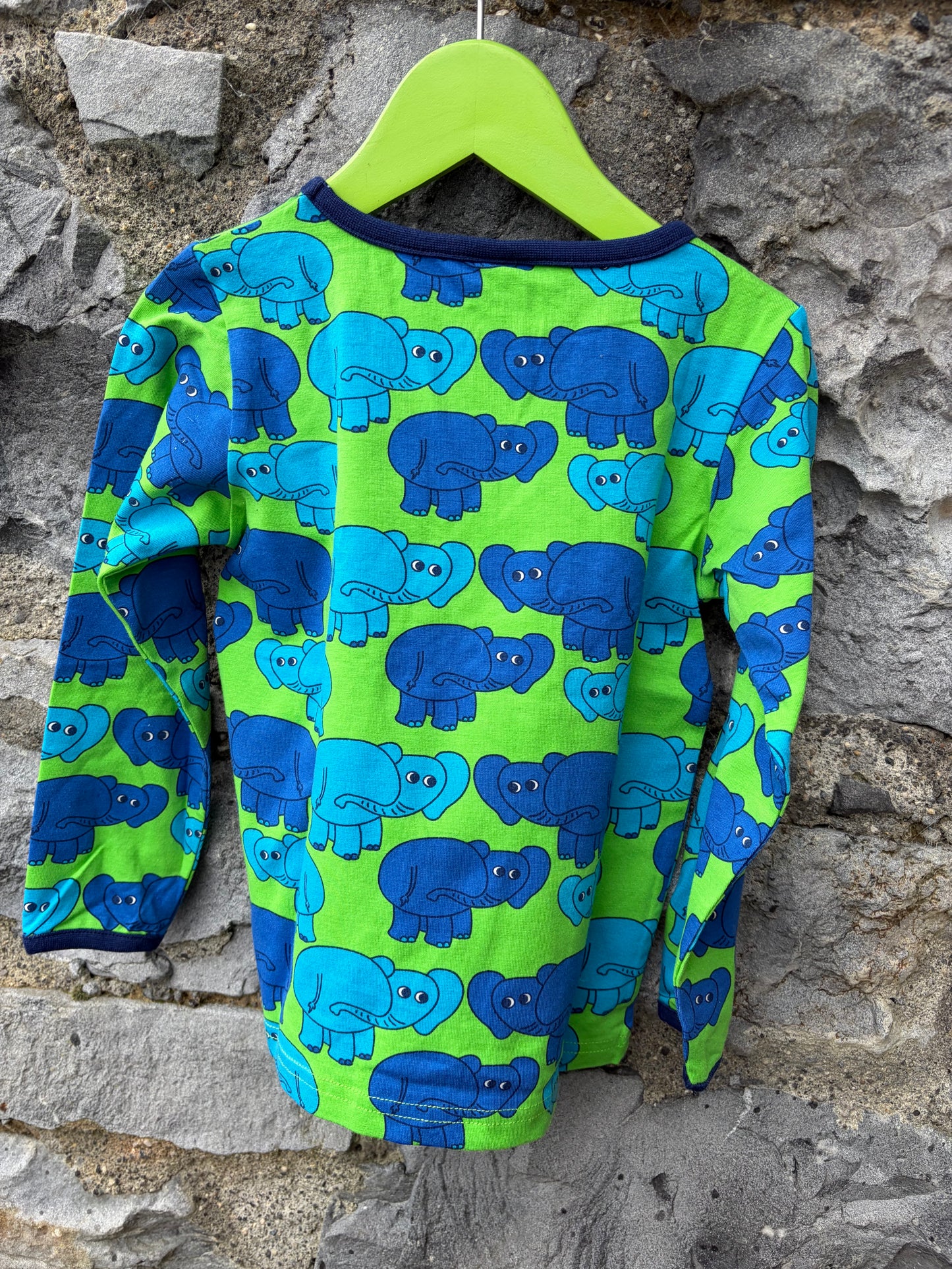 Blue elephants green top  3-4y (98-104cm)