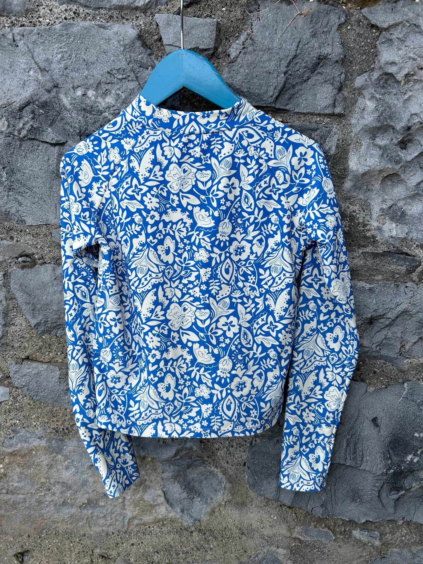 Blue floral rash top 10-11y (140-146cm)