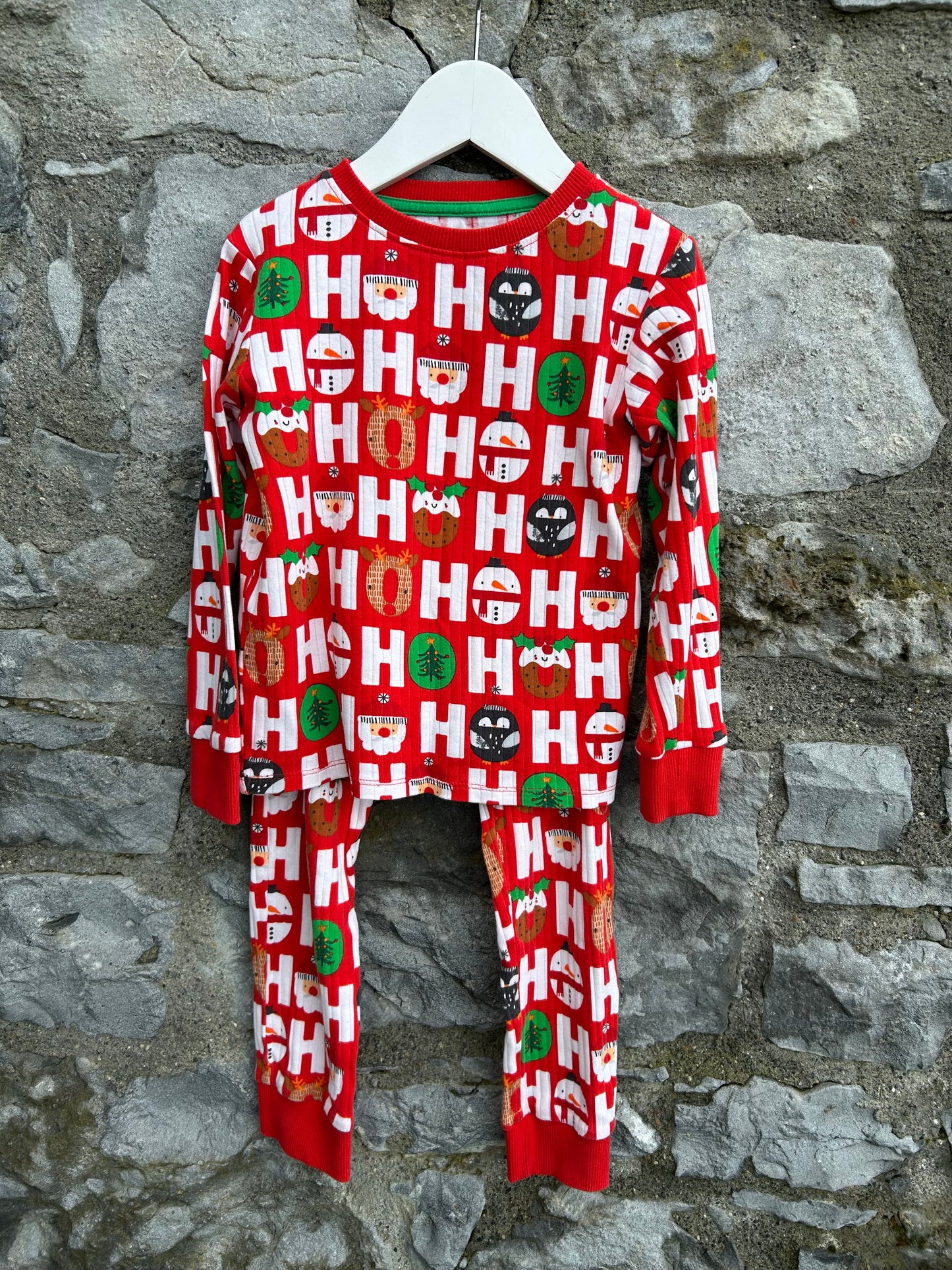 Ho ho ho red pjs  5y (110cm)