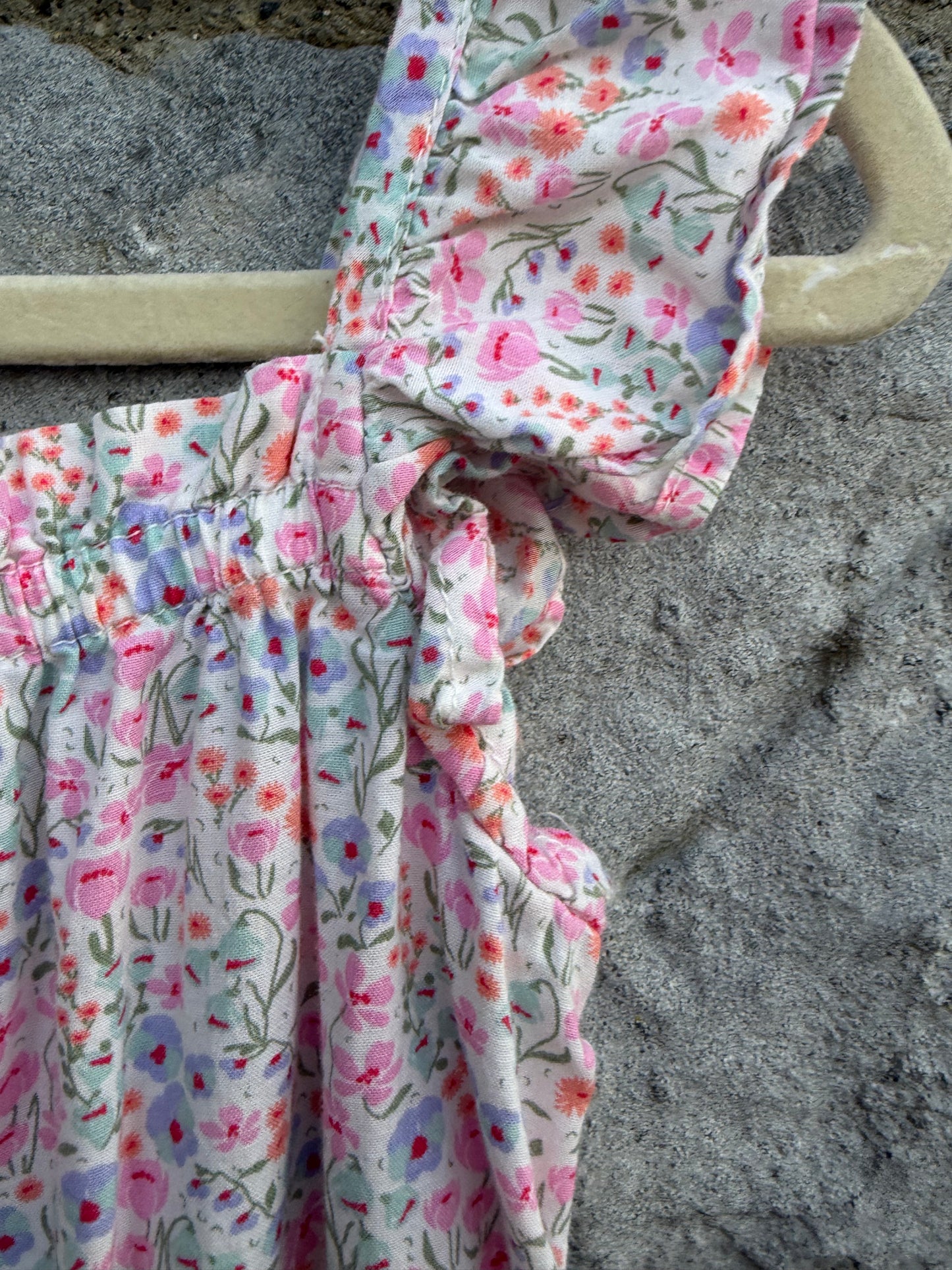 Pink floral jumpsuit  6-9m (68-74cm)
