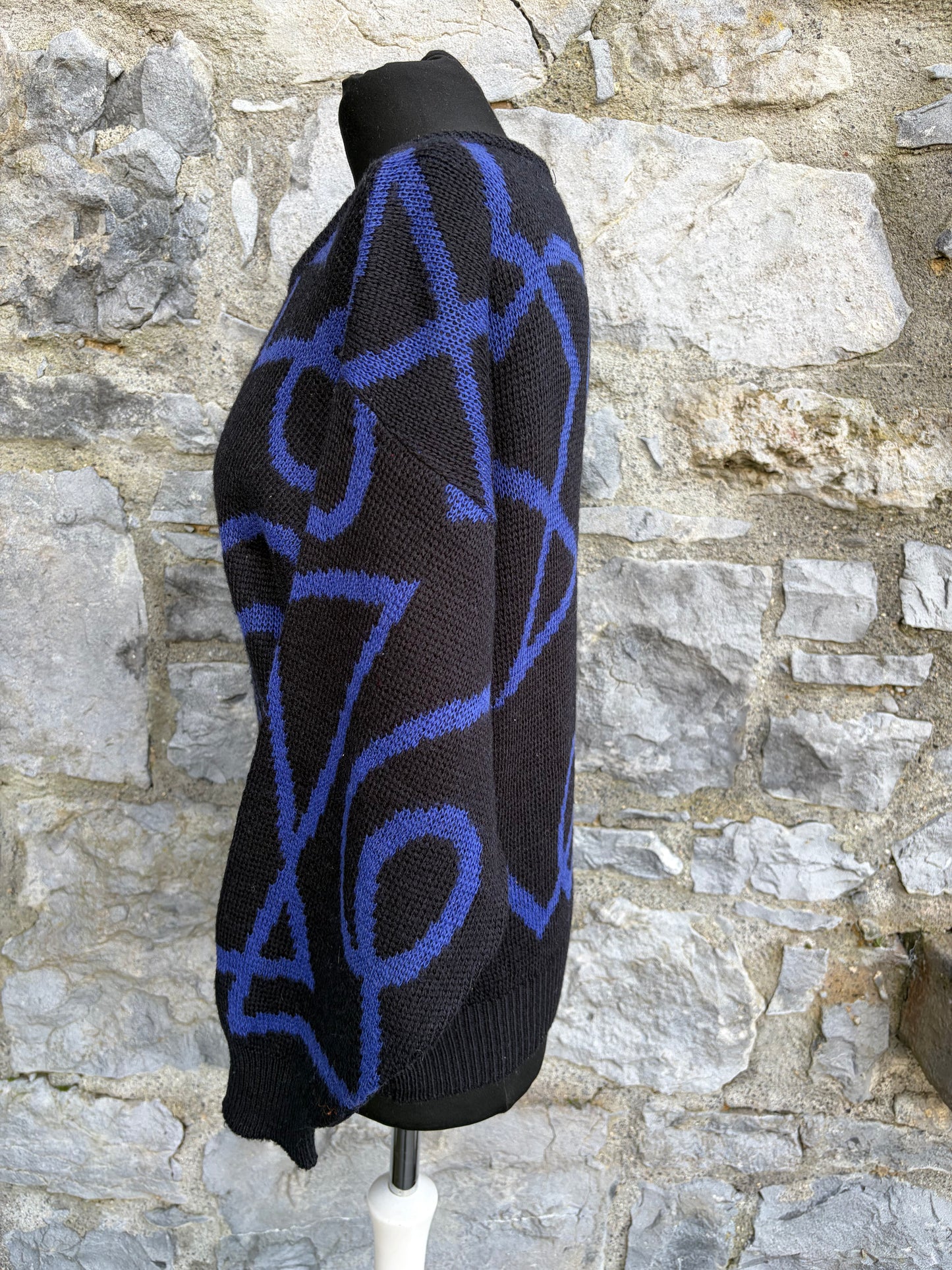 80s navy&black geometric jumper uk 8-10