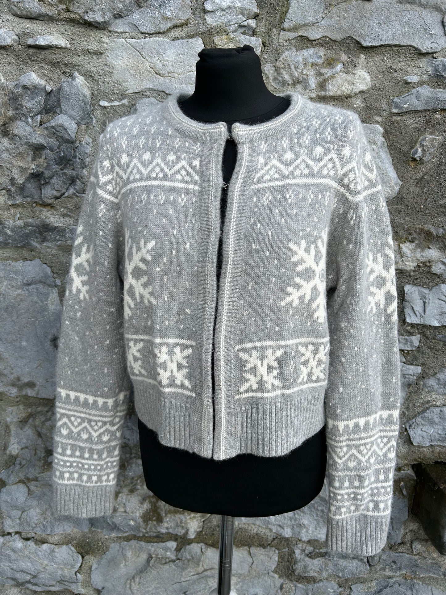 Grey snowflakes cardigan uk 14