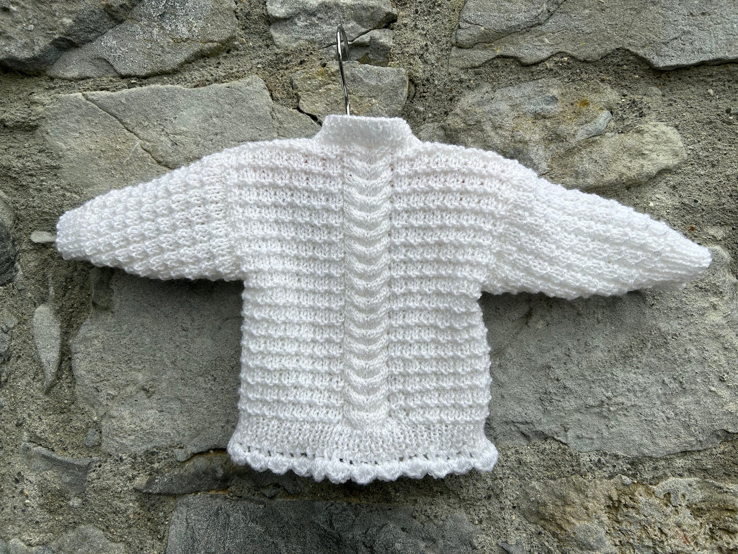 White sparkly cardigan   0-1m (50-56cm)