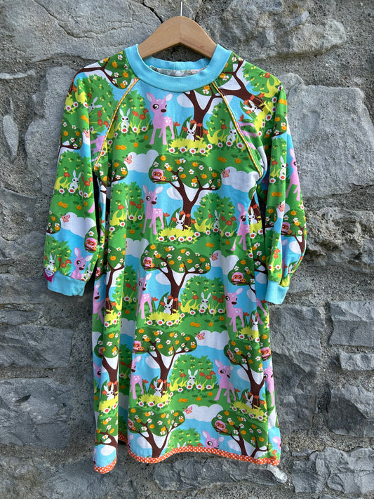 Woodland animals green dress  5y (110cm)