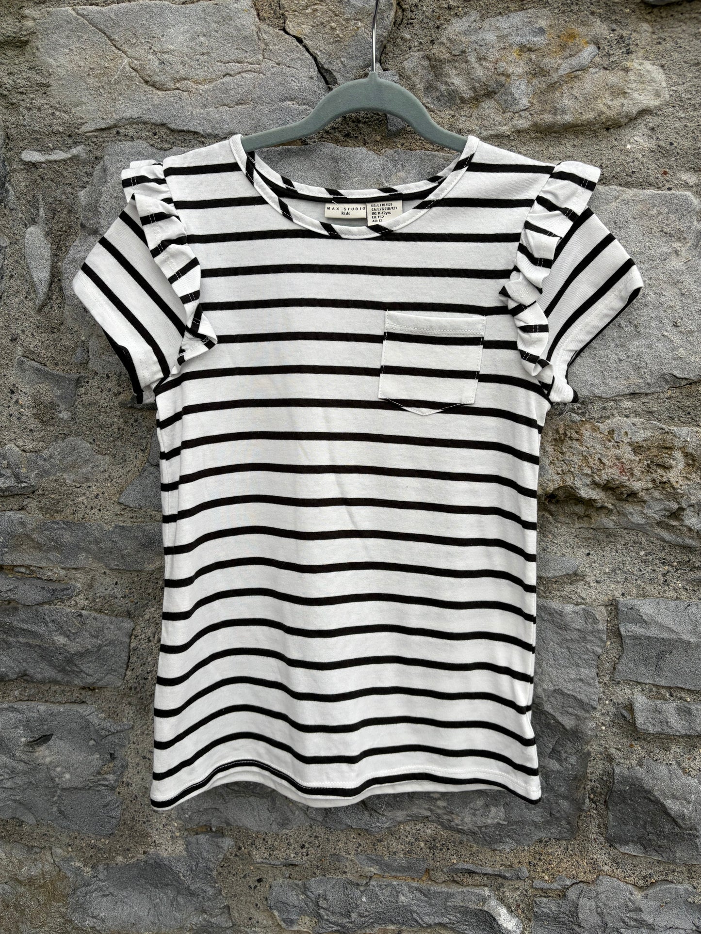 Stripy ruffle top  11y (146cm)