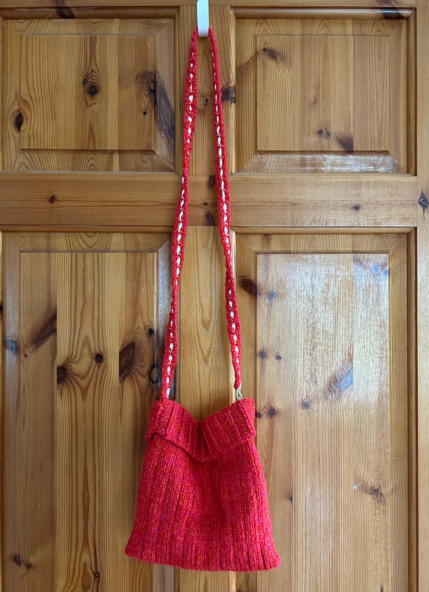 Handmade red&bead bag