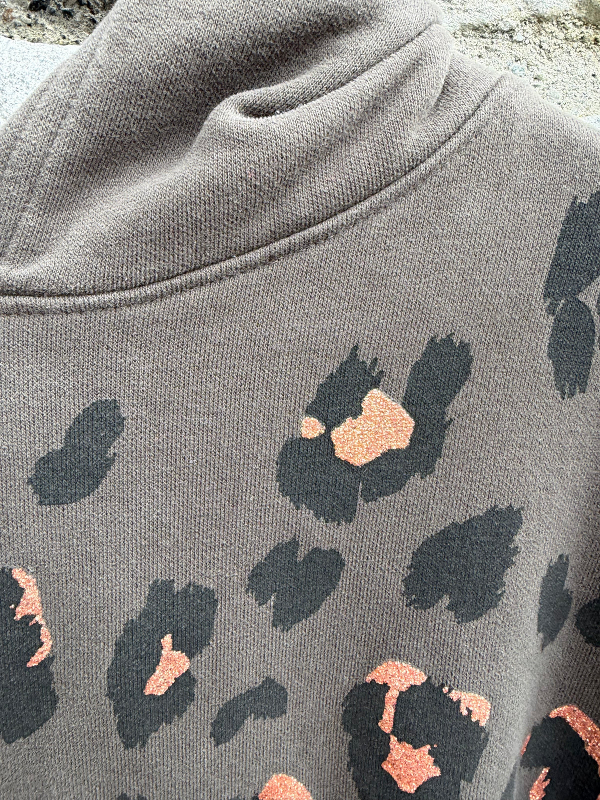 Leopard print charcoal hooded dress  8y(128cm)