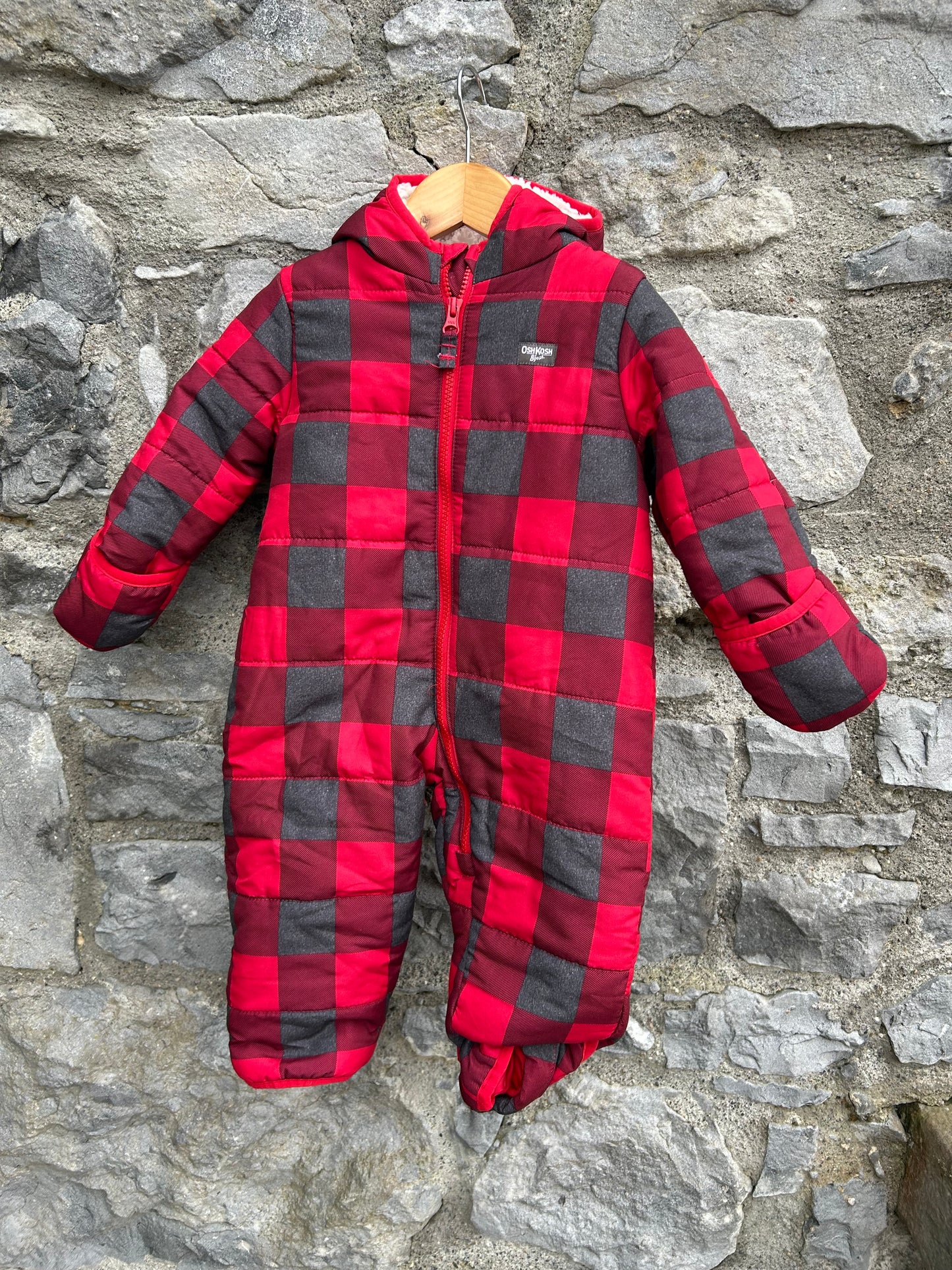 Red check winter suit  9-12m (74-80cm)