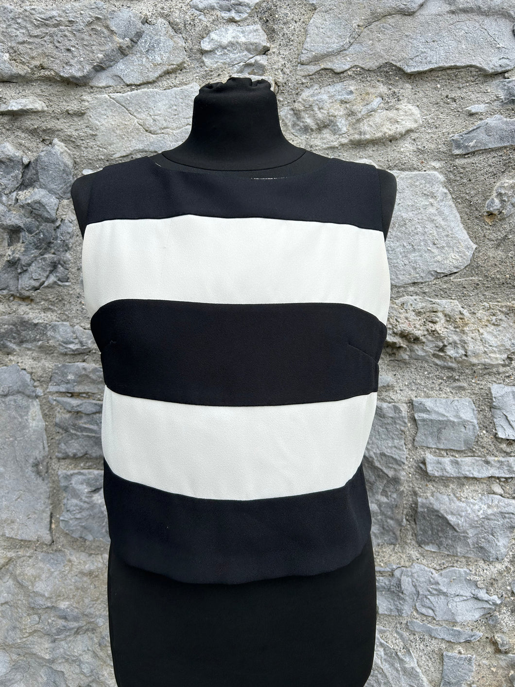 90s Black&white top uk 8