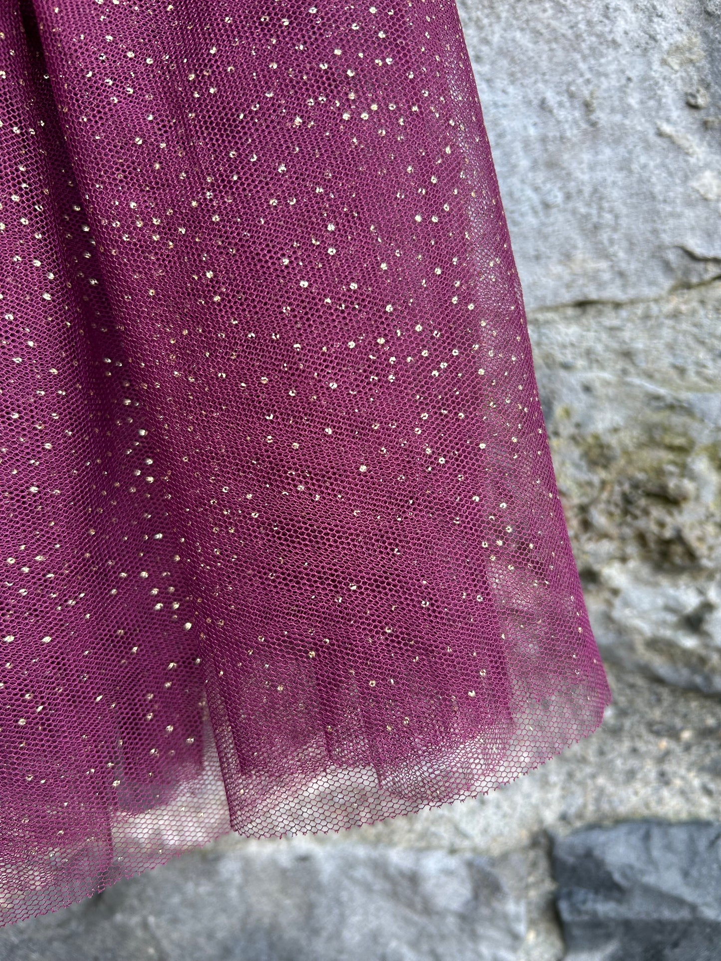 Maroon sparkly skirt  7-8y (122-128cm)