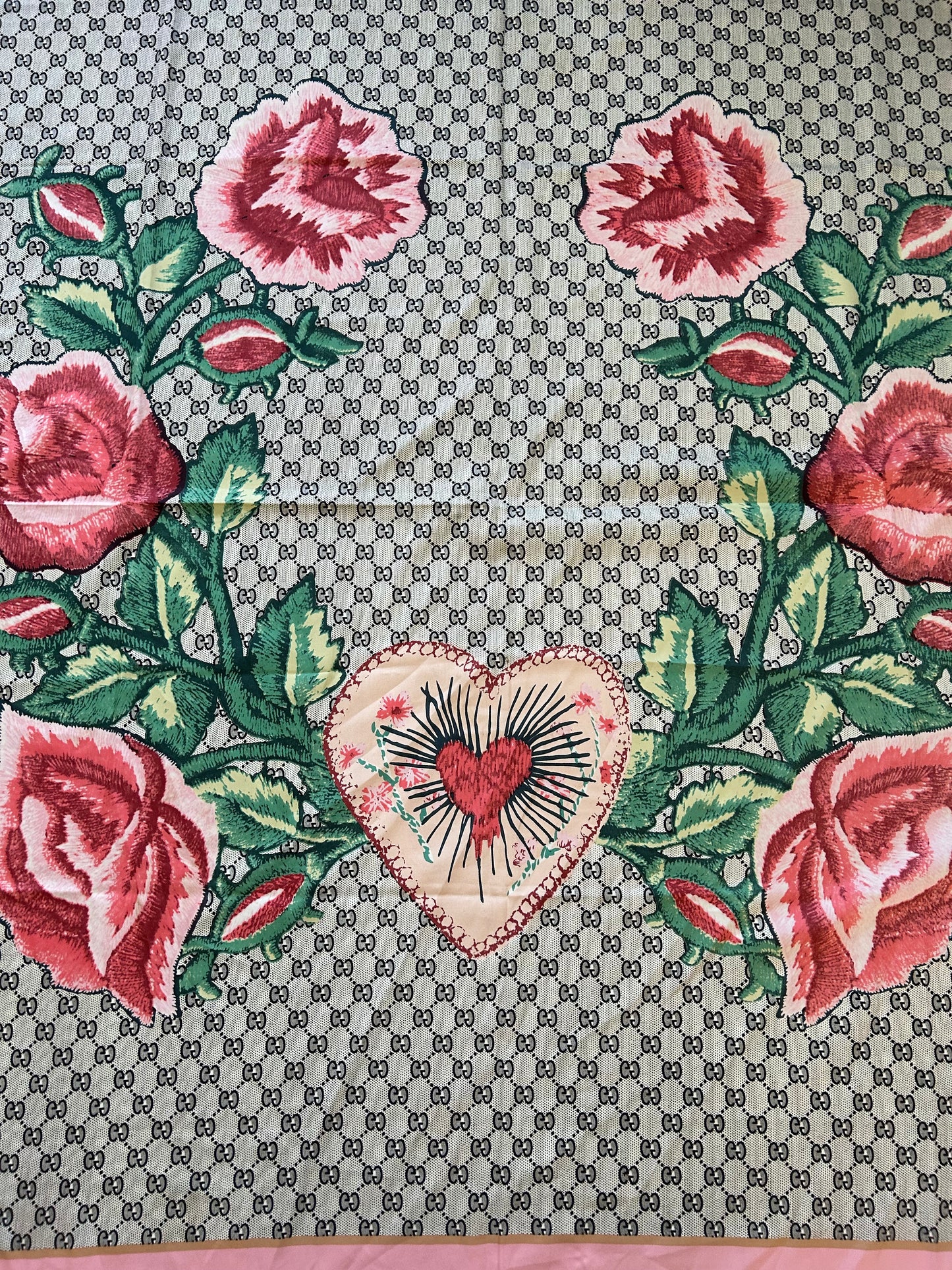 Heart&roses big square scarf