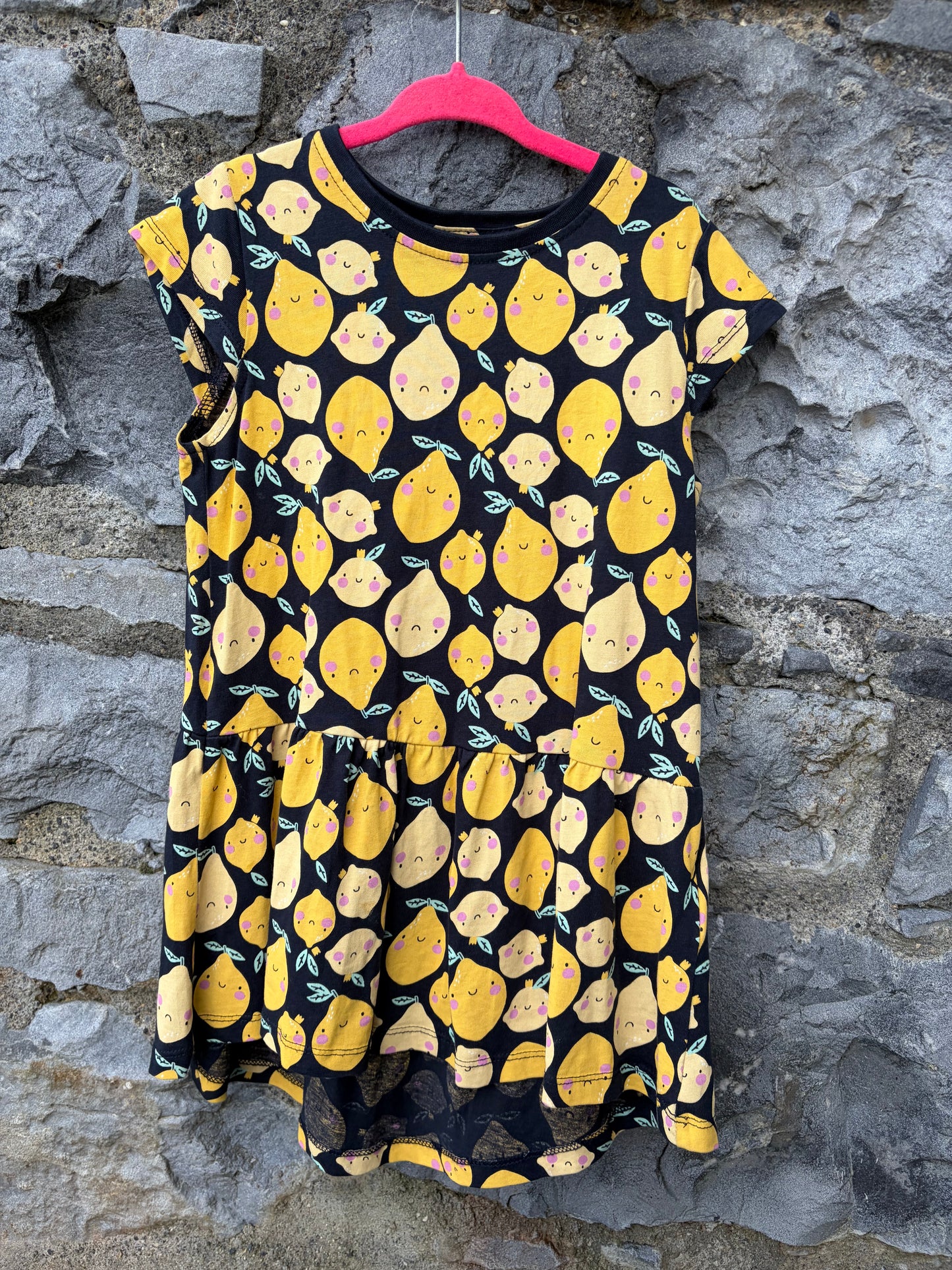 Lemons black dress  4-5y (104-110cm)